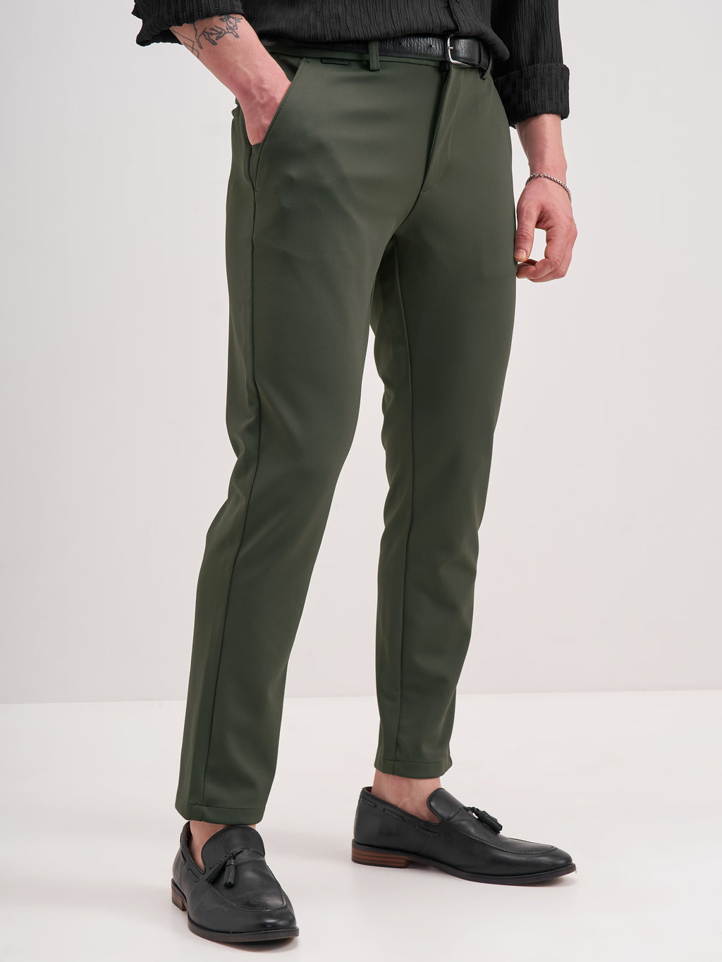 Highlander Men Green Slim Fit Solid Formal Trouser - Green - Image 6