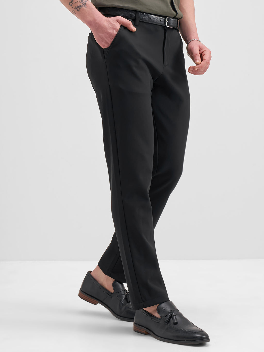 Highlander Men Black Slim Fit Solid Formal Trouser - Black - Image 6