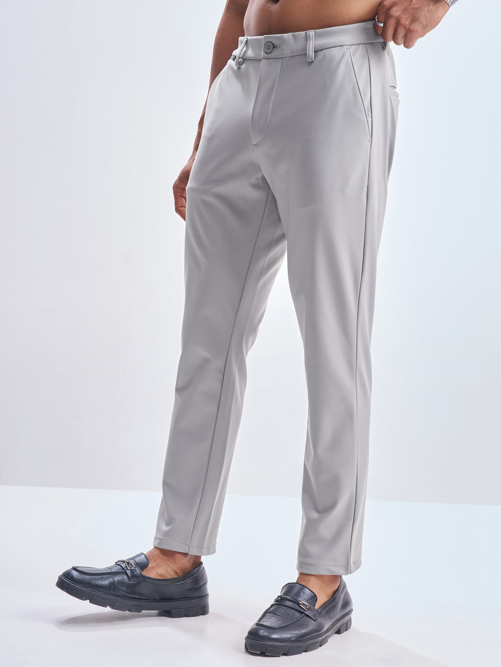 Highlander Men Grey Slim Fit Solid Formal Trouser - Grey - Image 4