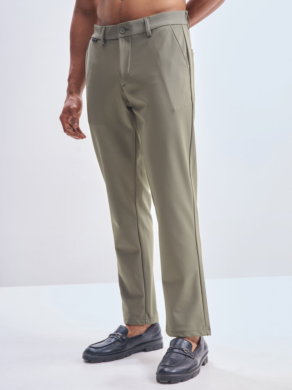 Highlander Men Olive Slim Fit Solid Formal Trouser - Olive - Image 4