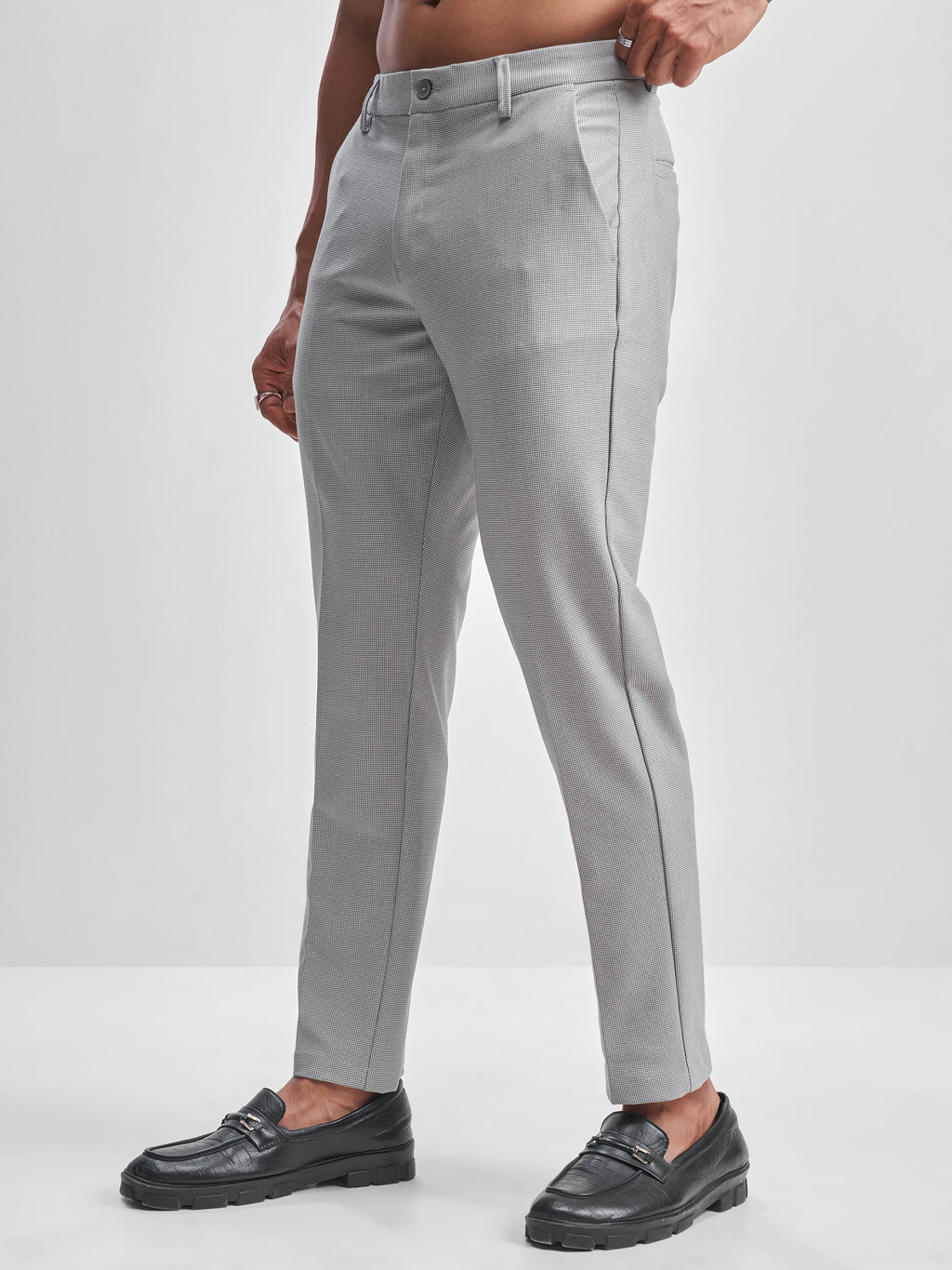Highlander Men Grey Slim Fit Checked Formal Trouser - Grey - Image 4