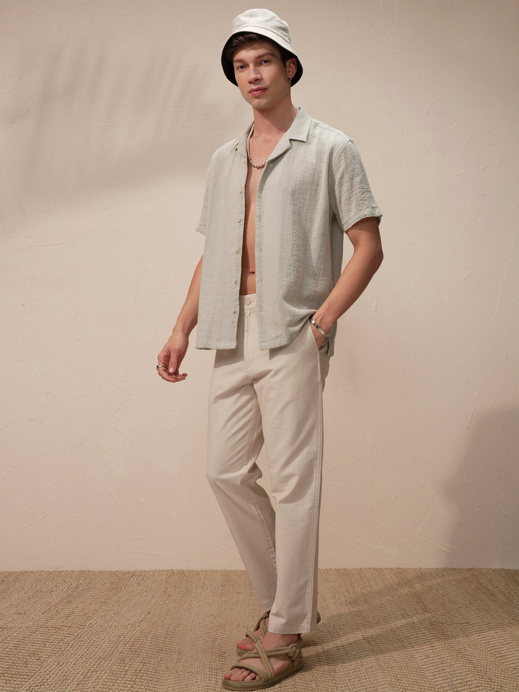 Highlander Men Beige Relaxed Fit Solid Casual Trouser - Beige - Image 2