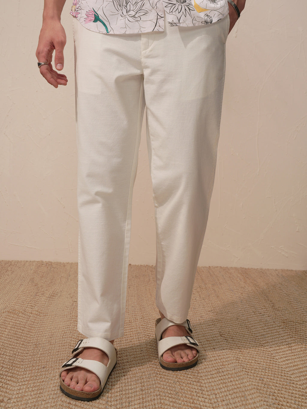 Highlander Men White Relaxed Fit Solid Casual Trouser - White - Image 1