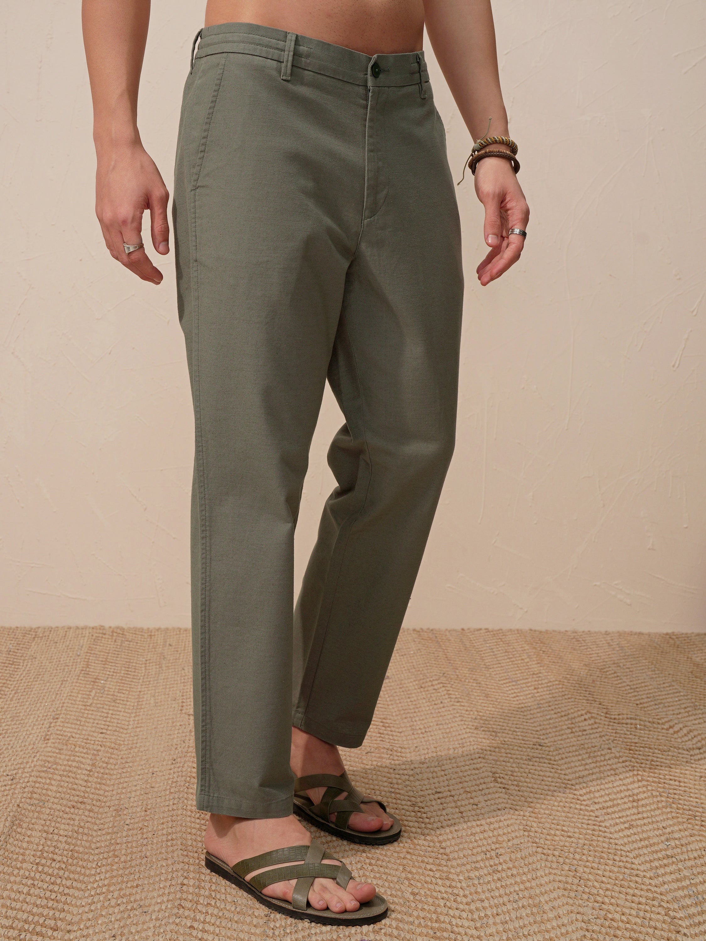 Highlander Men Olive Relaxed Fit Solid Casual Trouser - Olive - Image 6