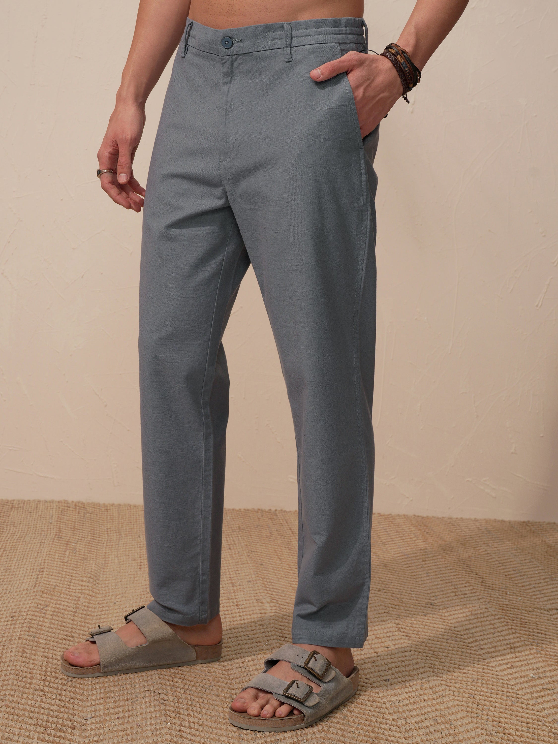 Highlander Men Grey Relaxed Fit Solid Casual Trouser - Grey - Image 4