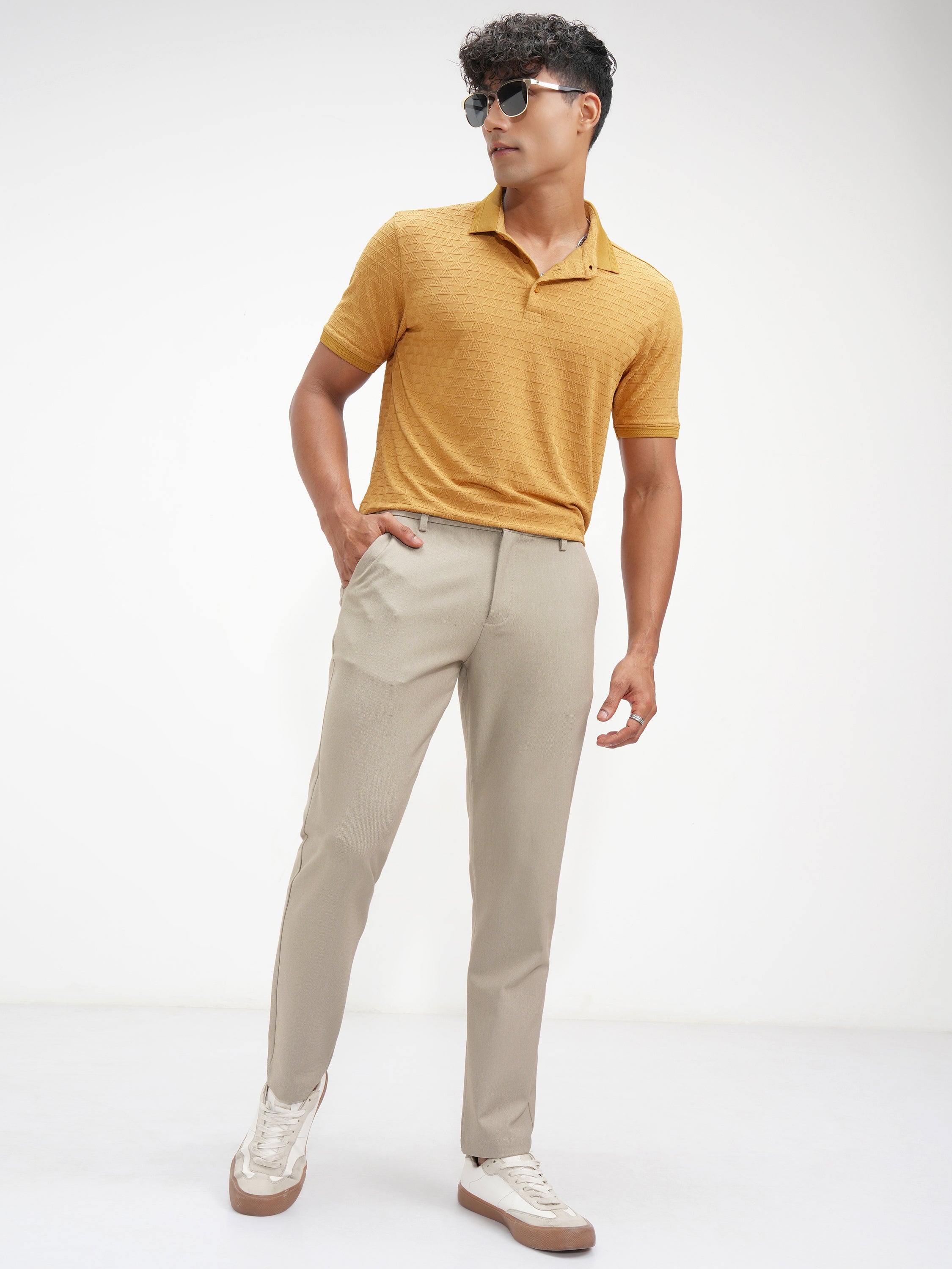 Highlander Men Beige Slim Fit Solid Casual Trouser - Beige - Image 2