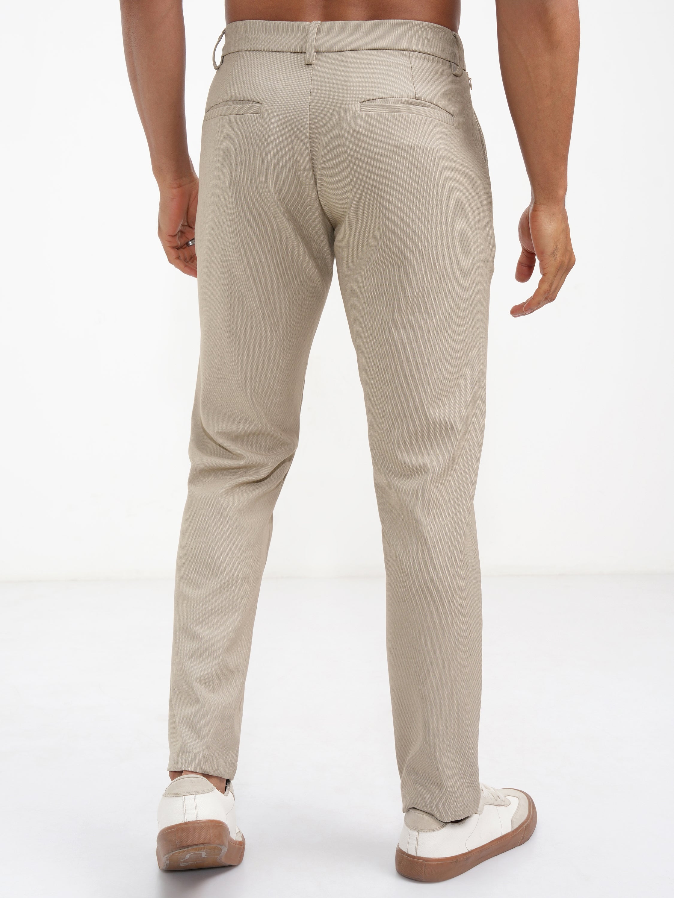 Highlander Men Beige Slim Fit Solid Casual Trouser - Beige - Image 3