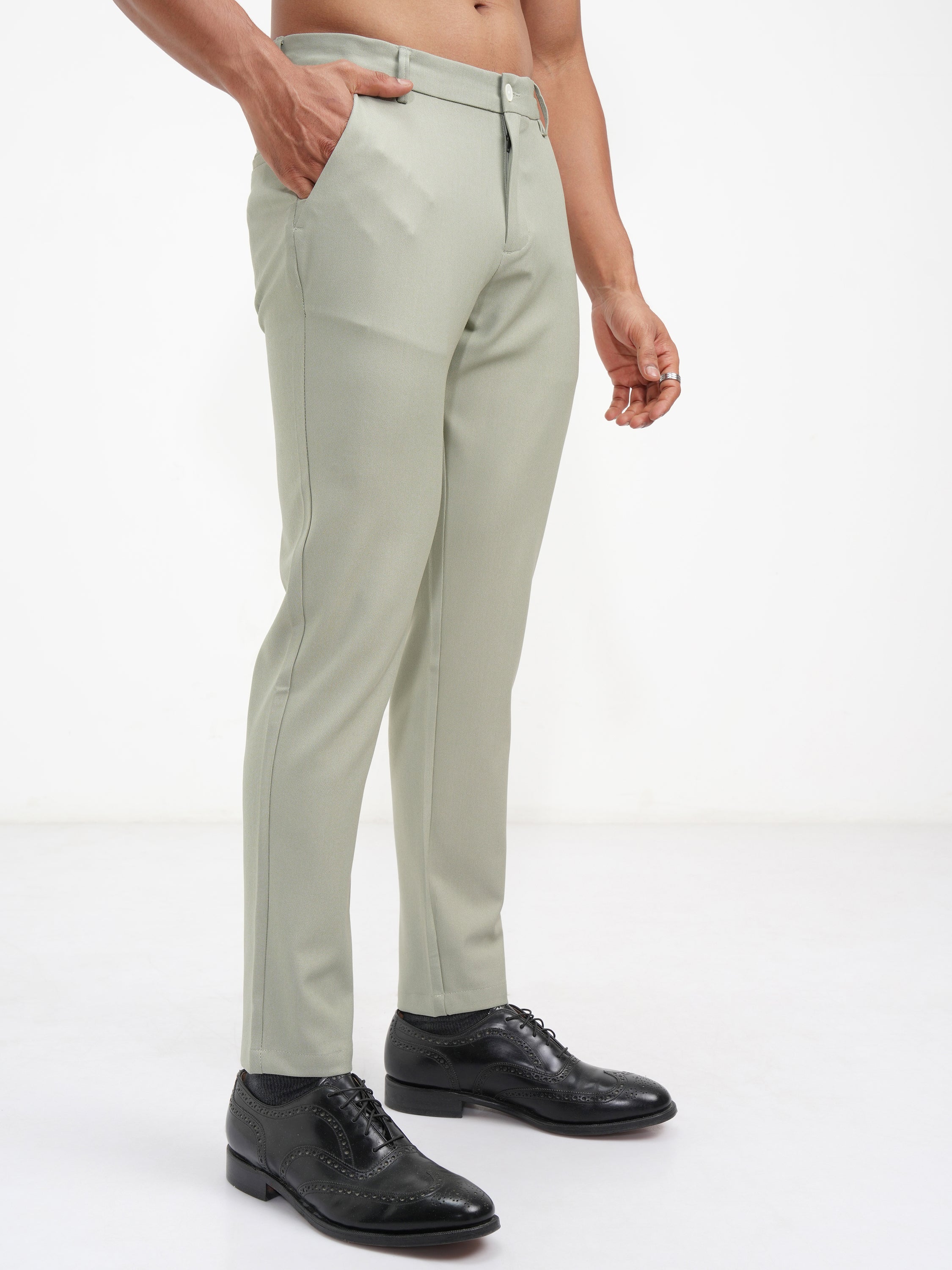 Highlander Men Green Slim Fit SOlid Casual Trouser - Green - Image 6
