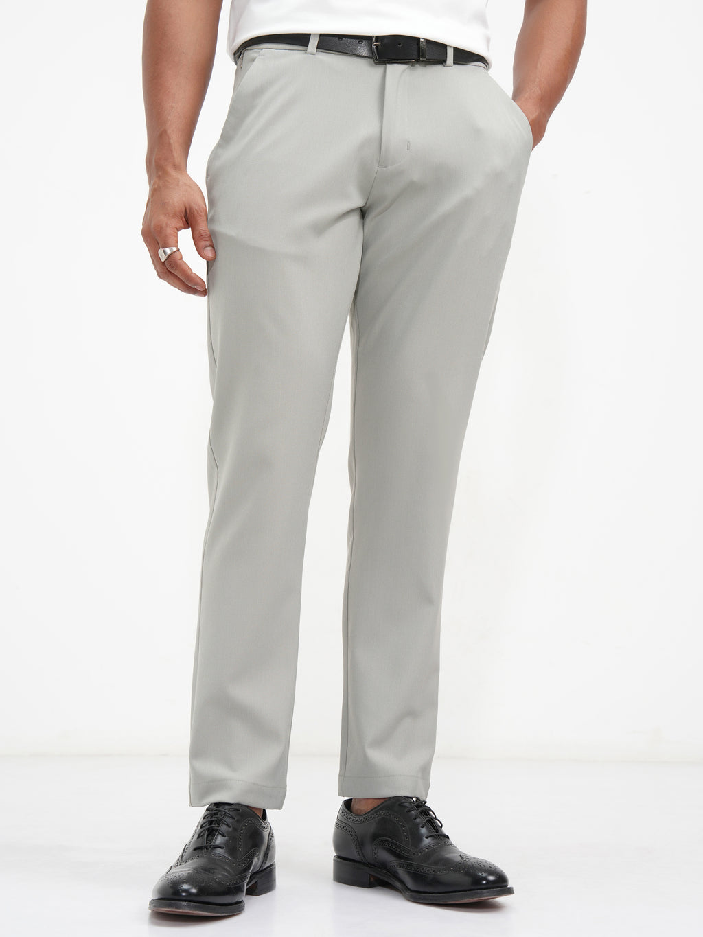 Highlander Men Grey Slim Fit Solid Casual Trouser - Grey - Image 1