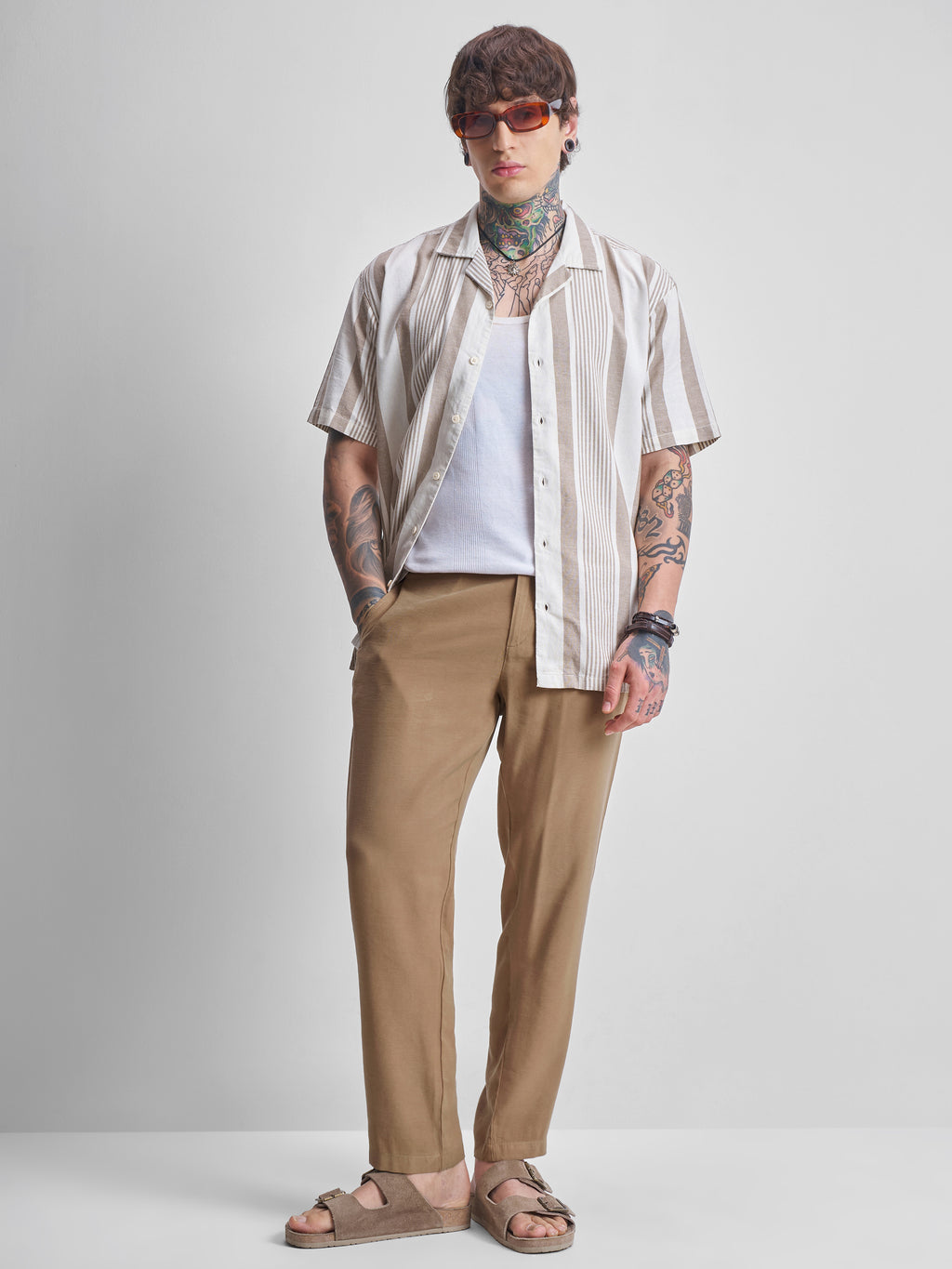 Highlander Men Brown Relaxed Fit Solid Regular Trousers - Brown - Image 2