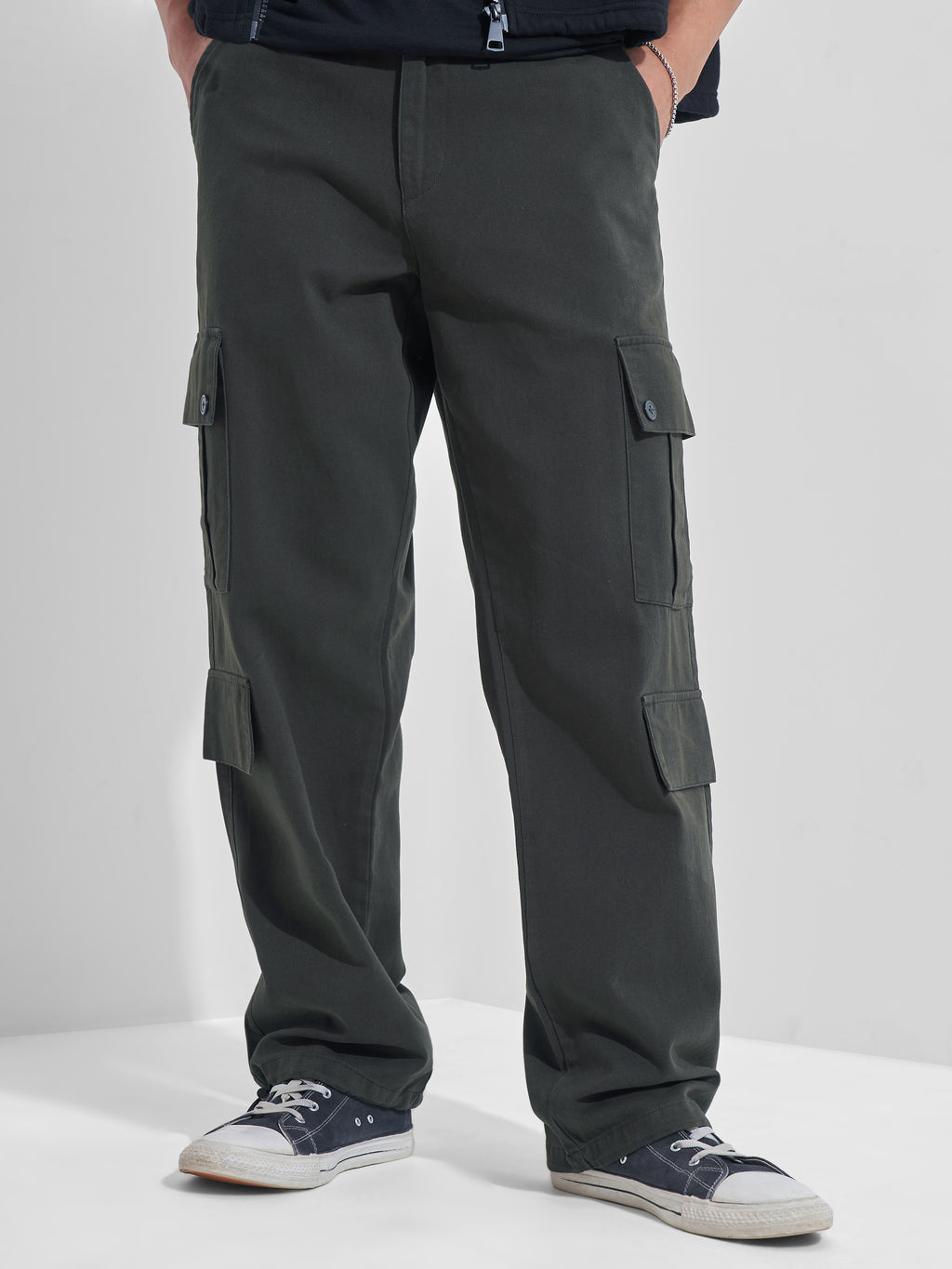 Highlander Men Black Straight Fit Solid Cargos - Black - Image 1
