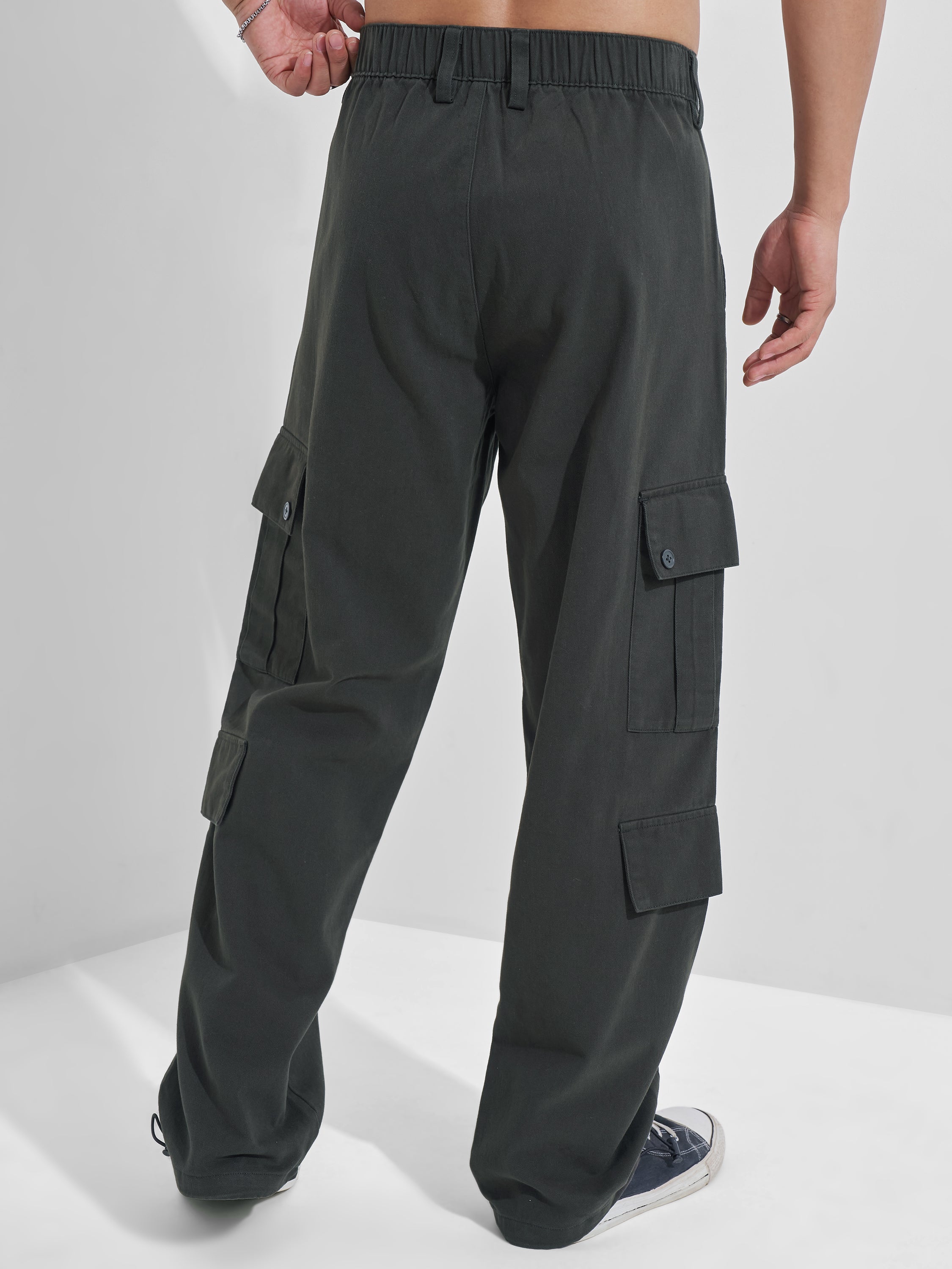 Highlander Men Black Straight Fit Solid Cargos - Black - Image 3