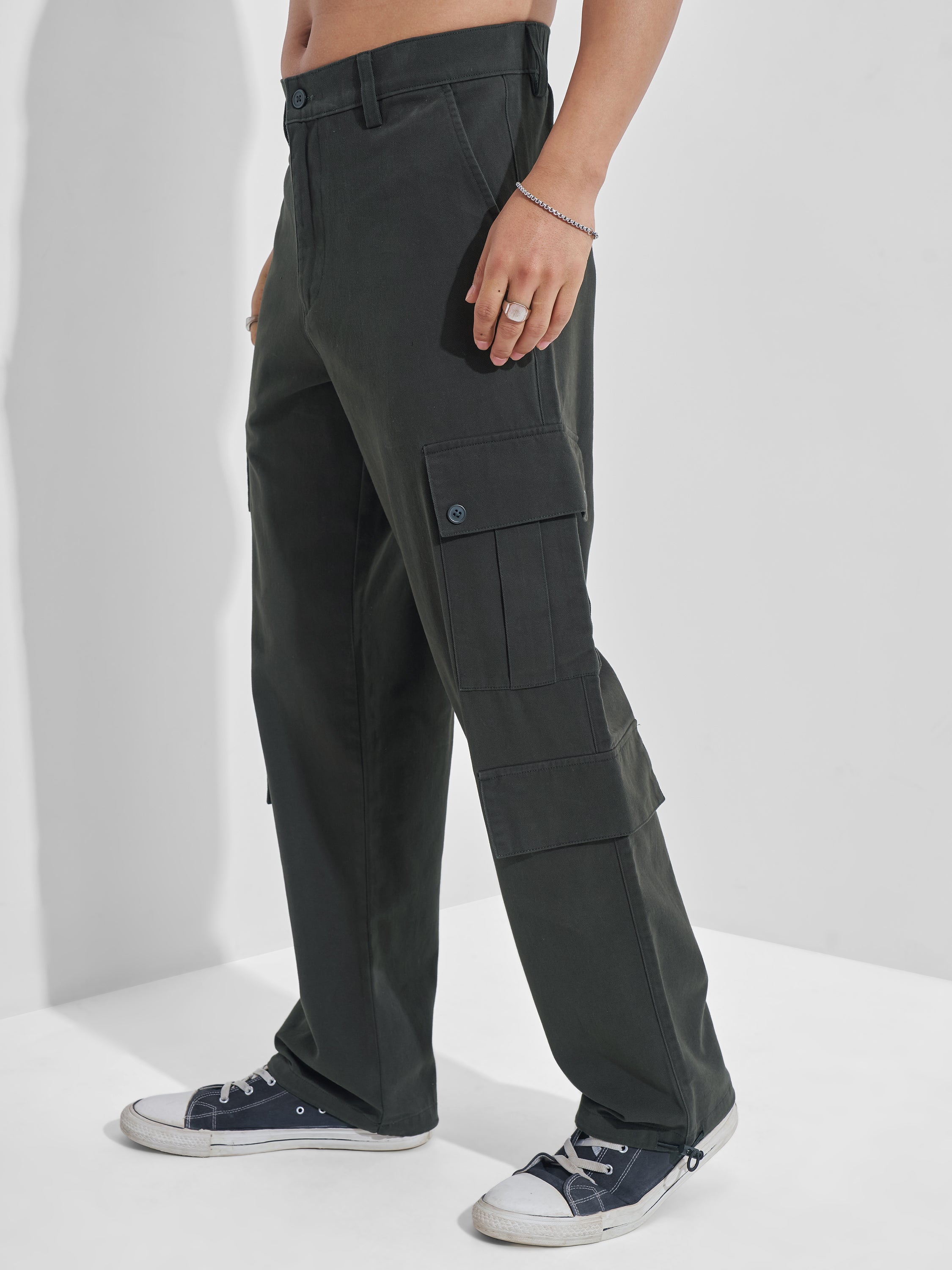 Highlander Men Black Straight Fit Solid Cargos - Black - Image 4