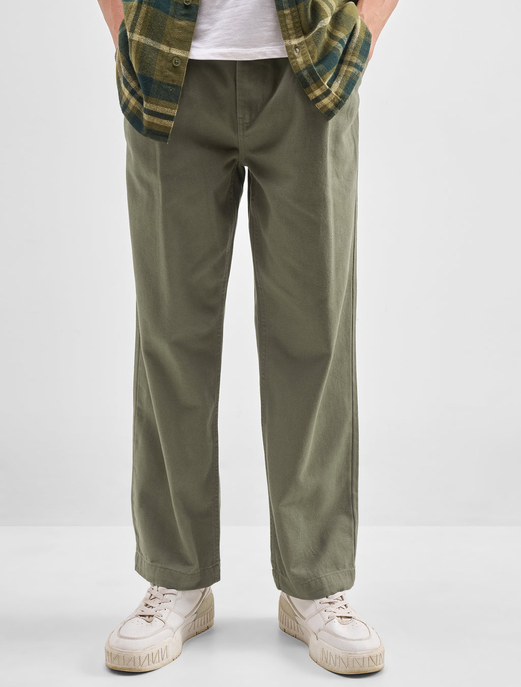 Highlander Men Olive Baggy Fit Solid Regular Trouser - Olive - Image 1