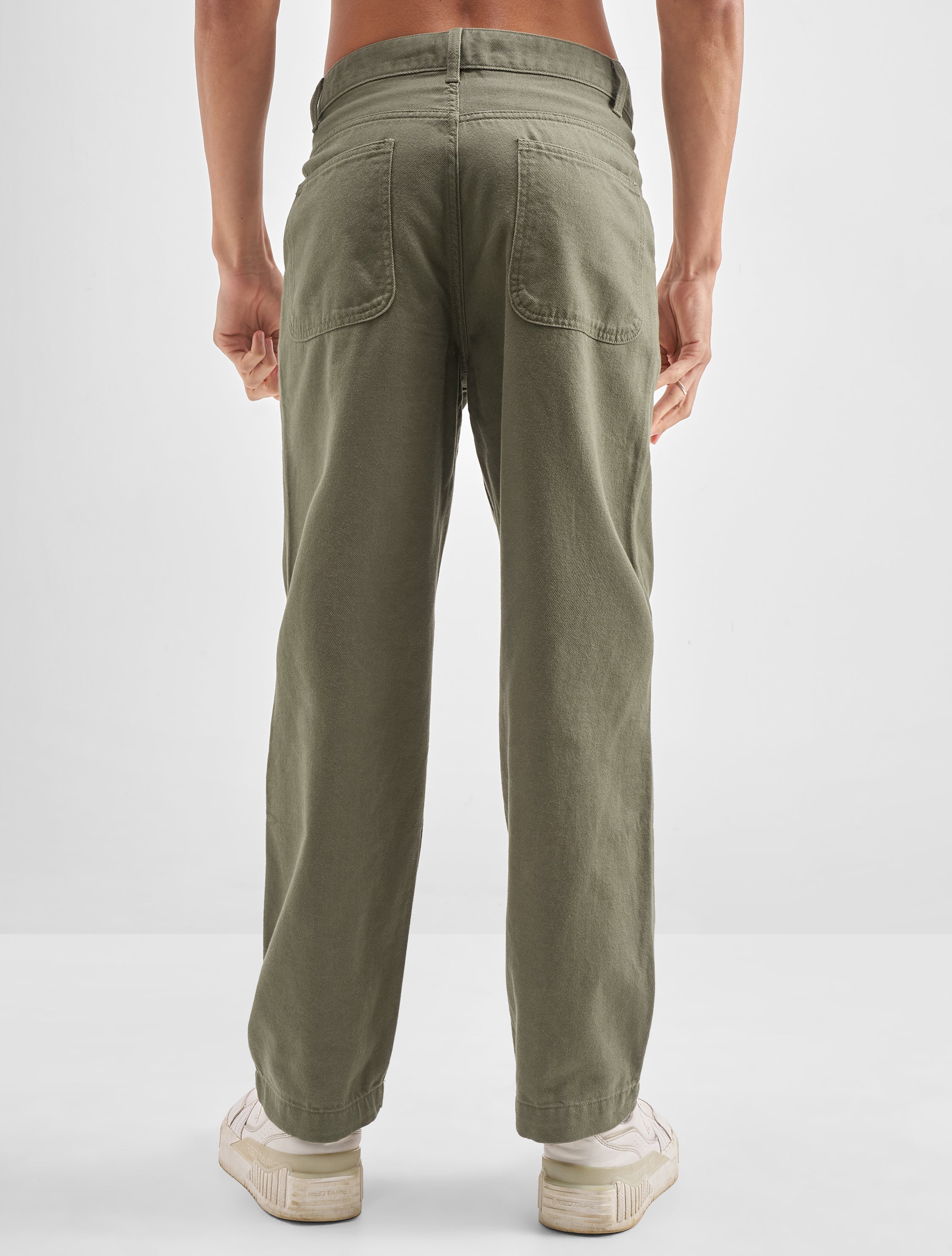 Highlander Men Olive Baggy Fit Solid Regular Trouser - Olive - Image 3