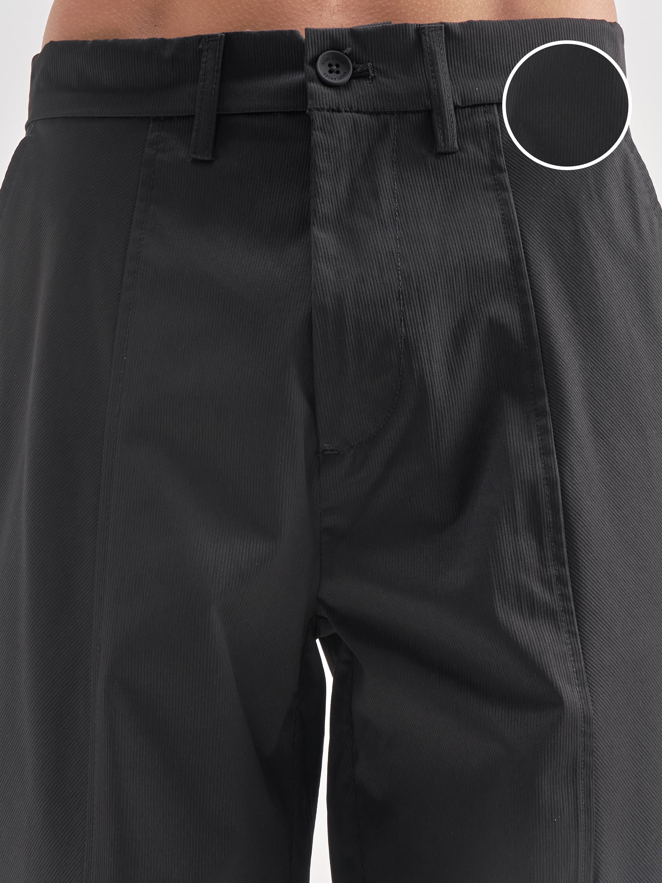 Highlander Men Black Loose Fit Solid Regular Trouser - Black - Image 5