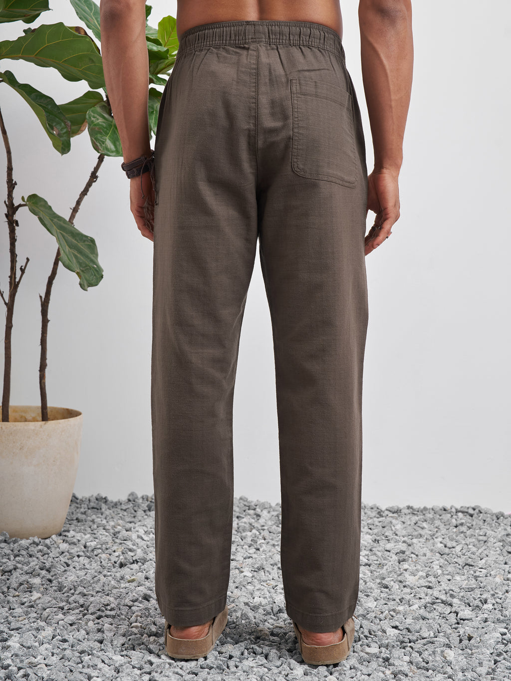 Highlander Men Brown Relaxed Fit Solid Regular Trouser - Brown - Image 3