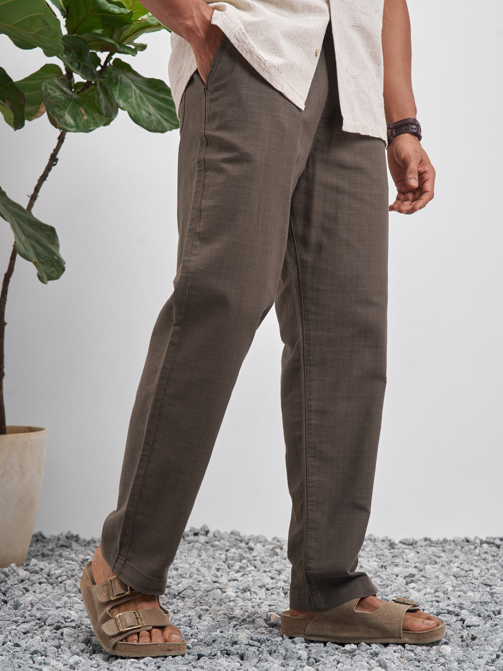 Highlander Men Brown Relaxed Fit Solid Regular Trouser - Brown - Image 6
