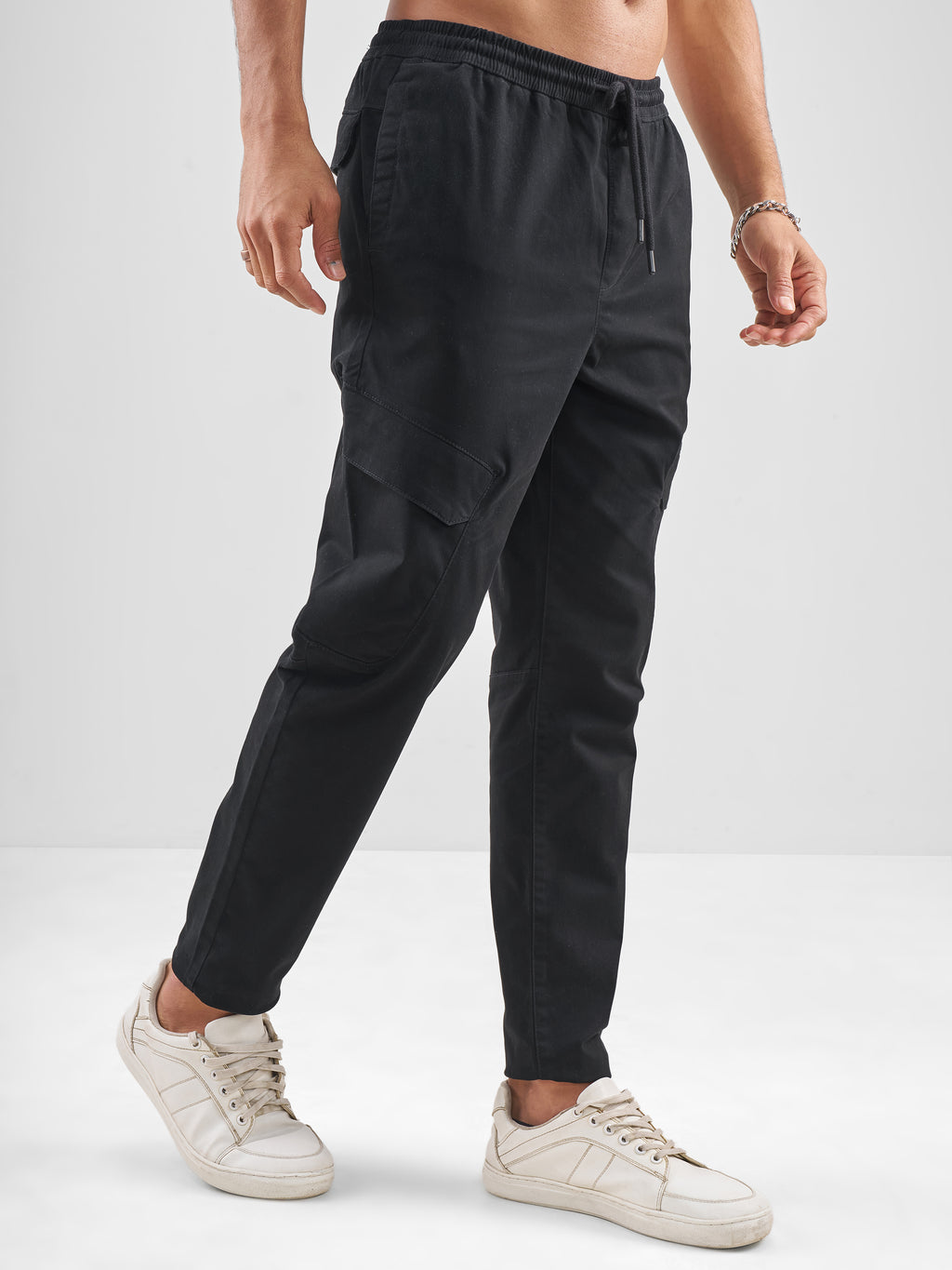Highlander Men Black Slim Fit Solid Regular Trouser - Black - Image 6