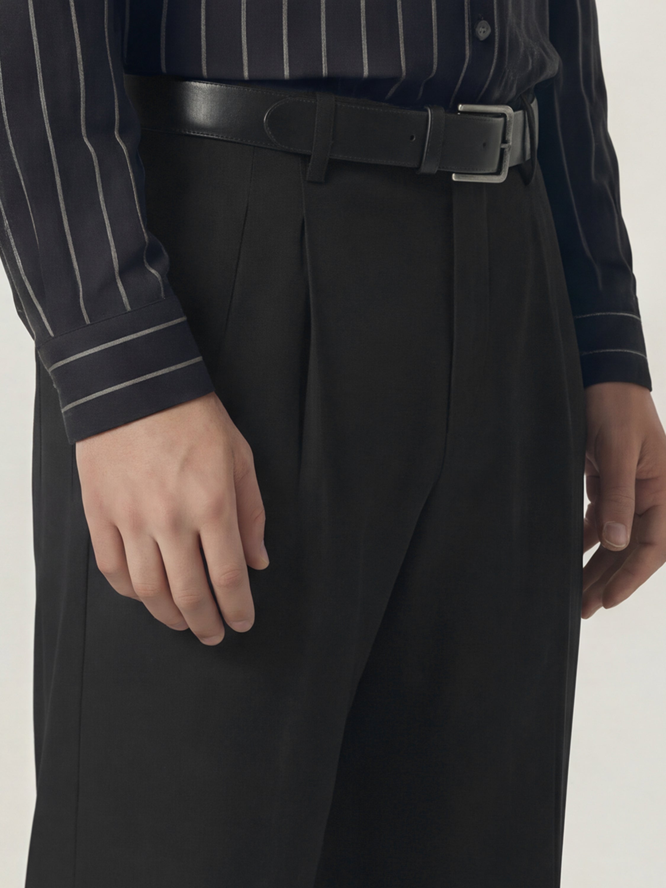 Highlander Men Black Relaxed Fit Solid Regular Trouser - Black - Image 5