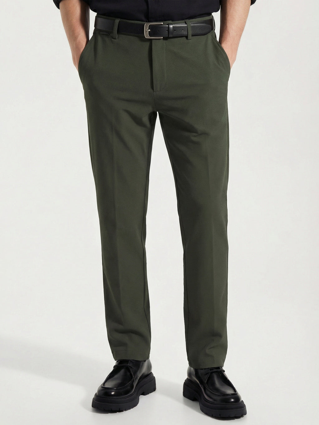 Highlander Men Olive Relaxed Fit Solid Regular Trouser - Olive - Image 1
