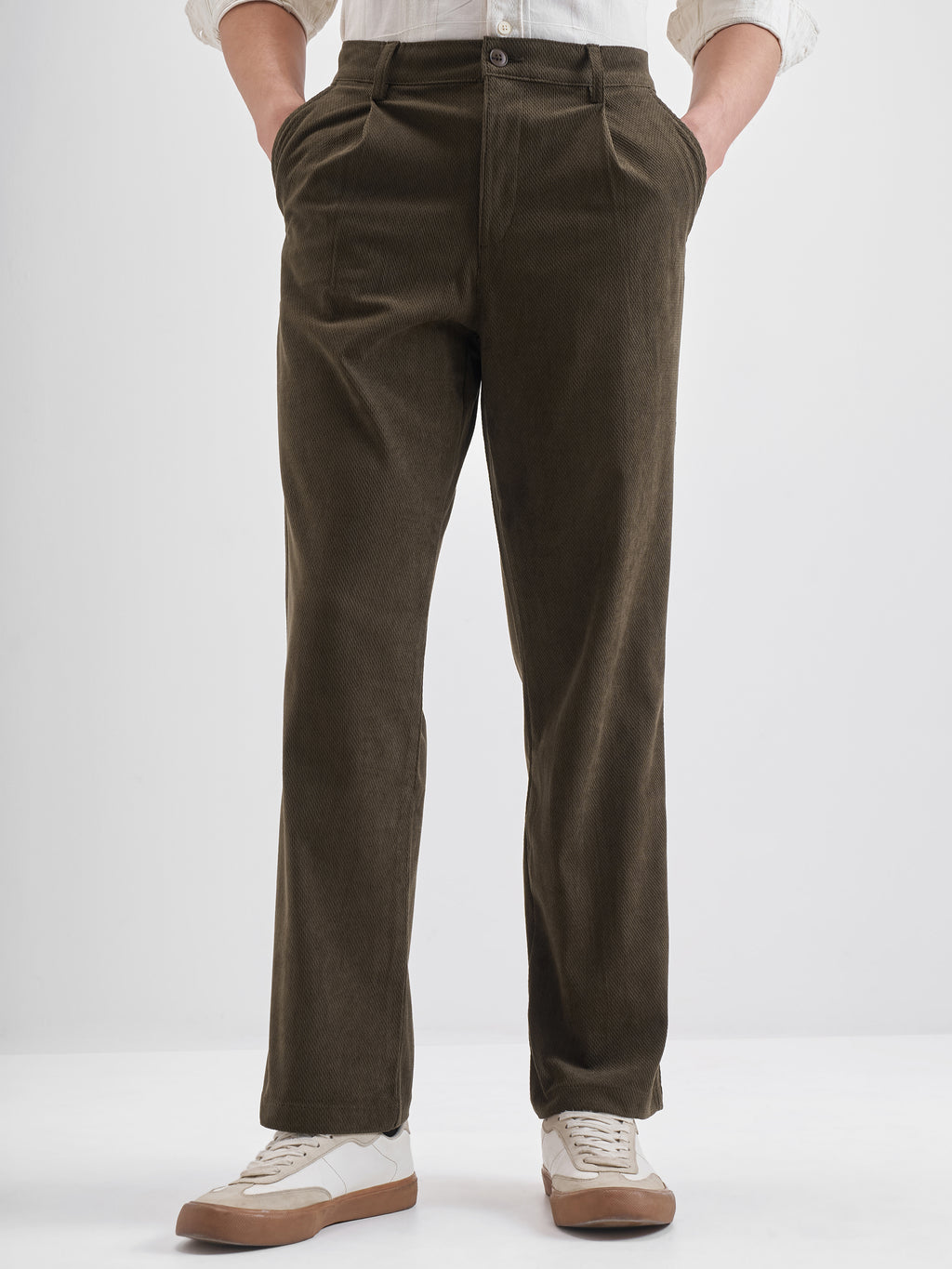 Highlander Men Brown Loose Fit Solid Regular Trouser - Brown - Image 1