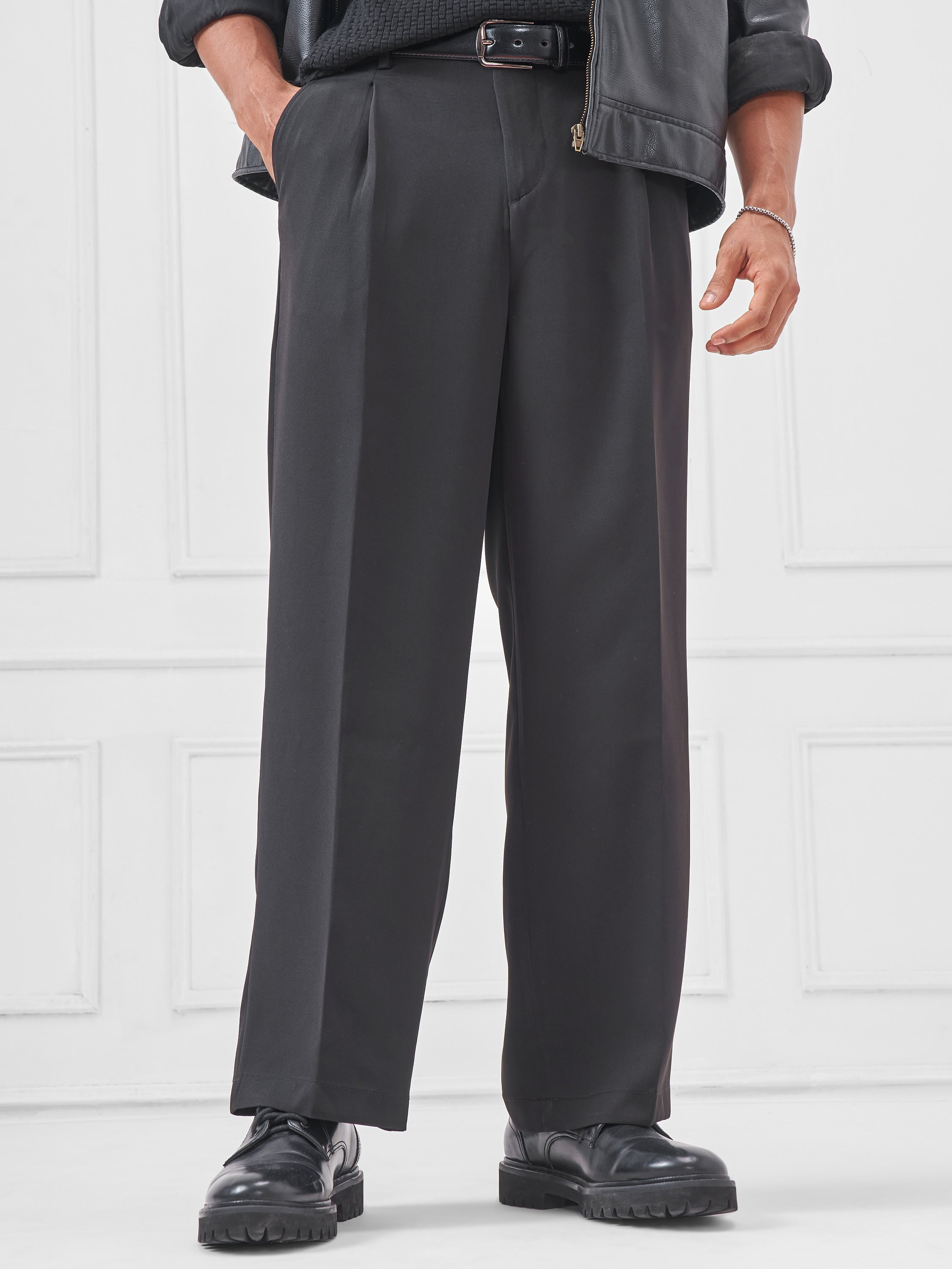 Highlander Men Black Wide Leg Solid Regular Trouser - Black - Image 1