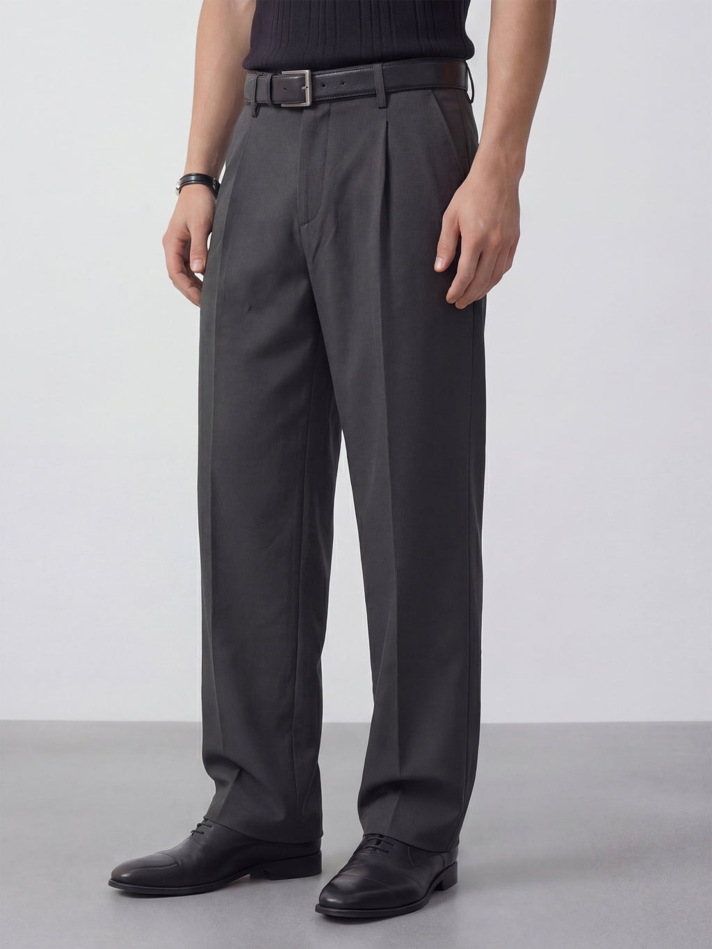 Highlander Men Grey Wide Leg Solid Regular Trouser - Grey - Image 4