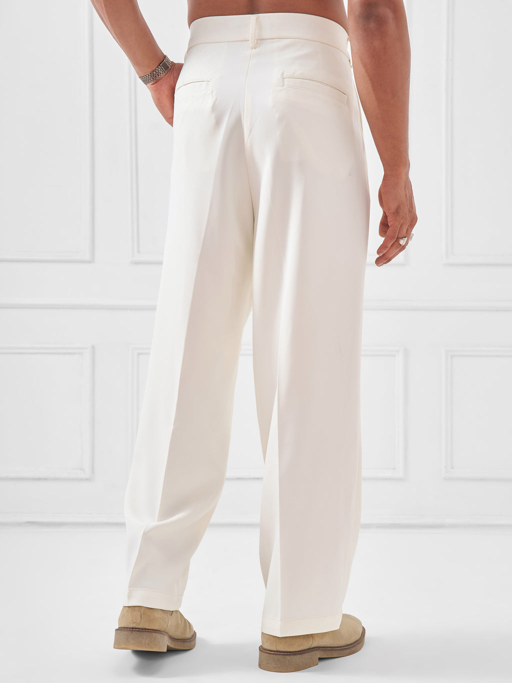 Highlander Men White Wide Leg Solid Regular Trouser - White - Image 3