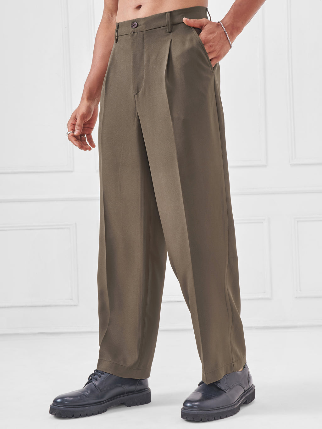 Highlander Men Brown Wide Leg Solid Regular Trouser - Brown - Image 4