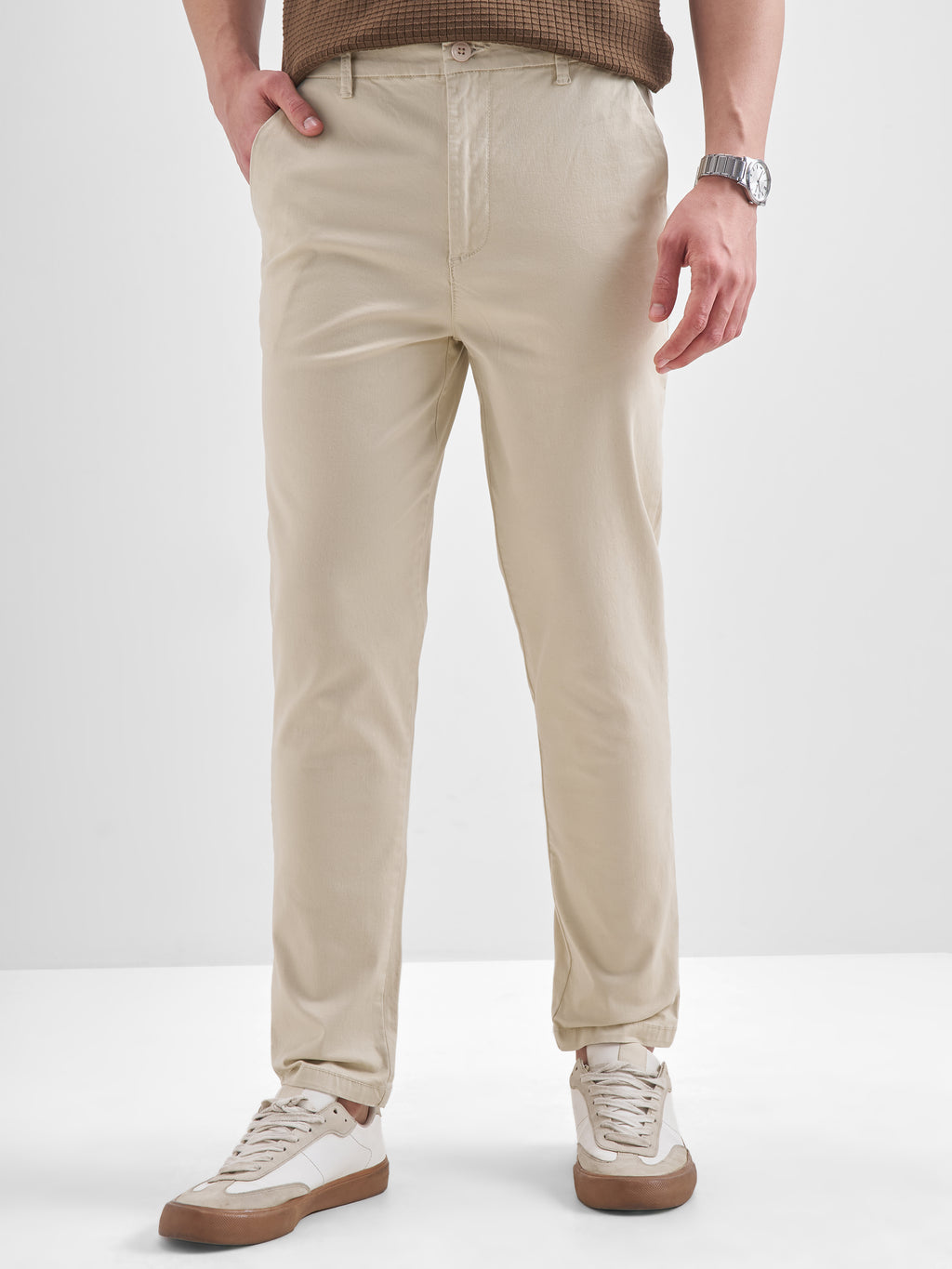 Highlander Men Off White Slim Fit Solid Regular Trouser - Off White - Image 1