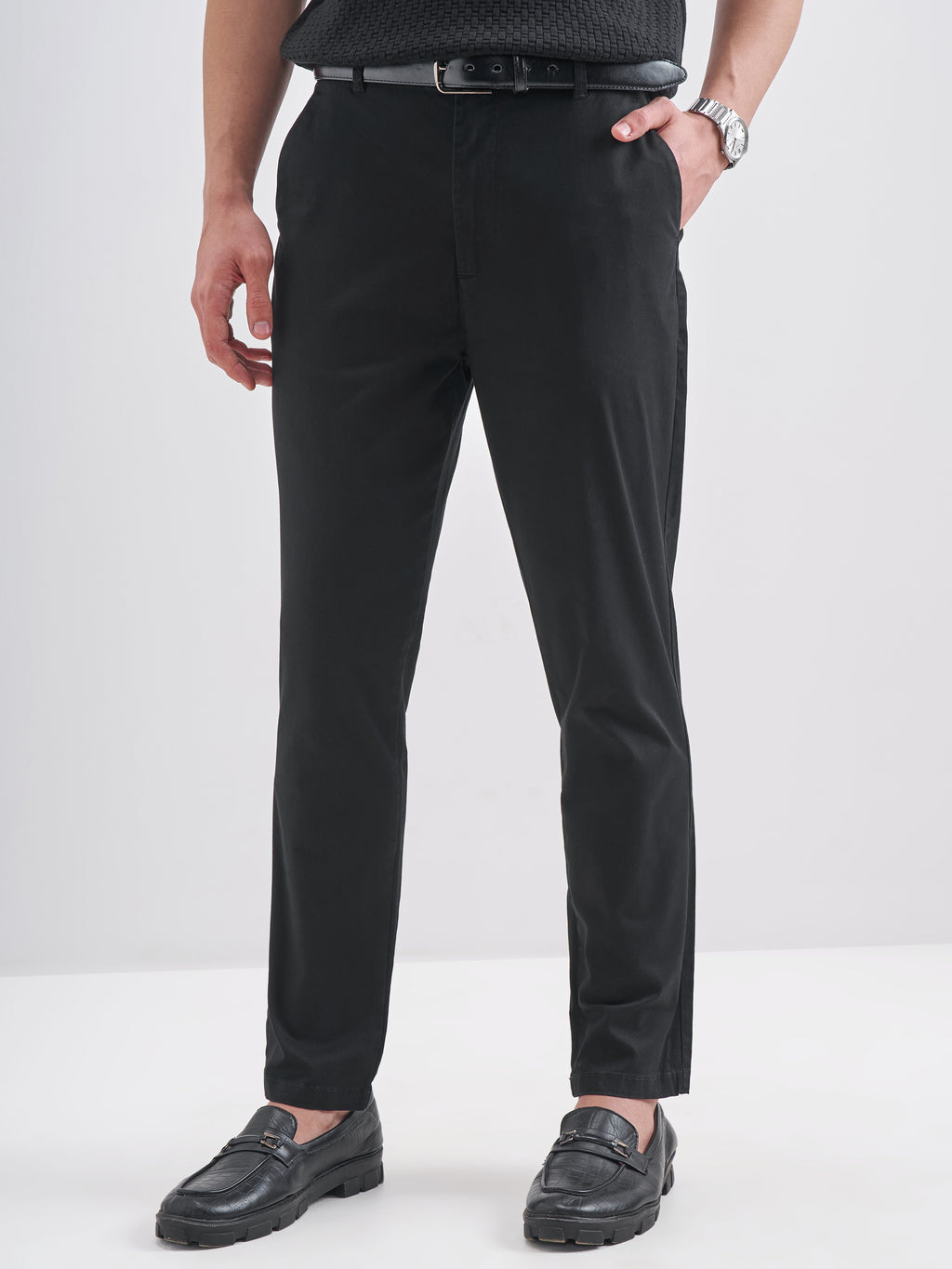 Highlander Men Black Slim Fit Solid Regular Trouser - Black - Image 1