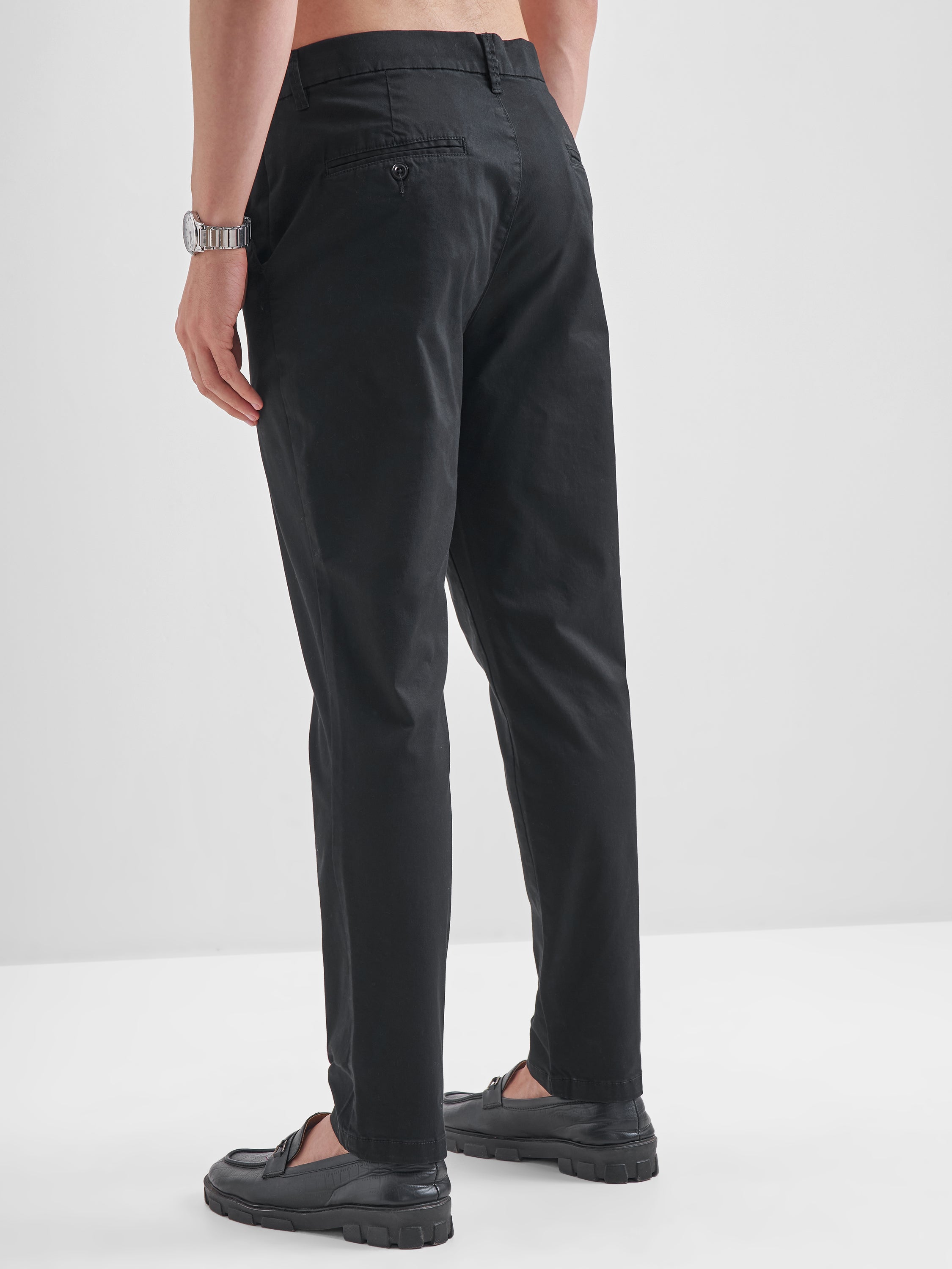 Highlander Men Black Slim Fit Solid Regular Trouser - Black - Image 3