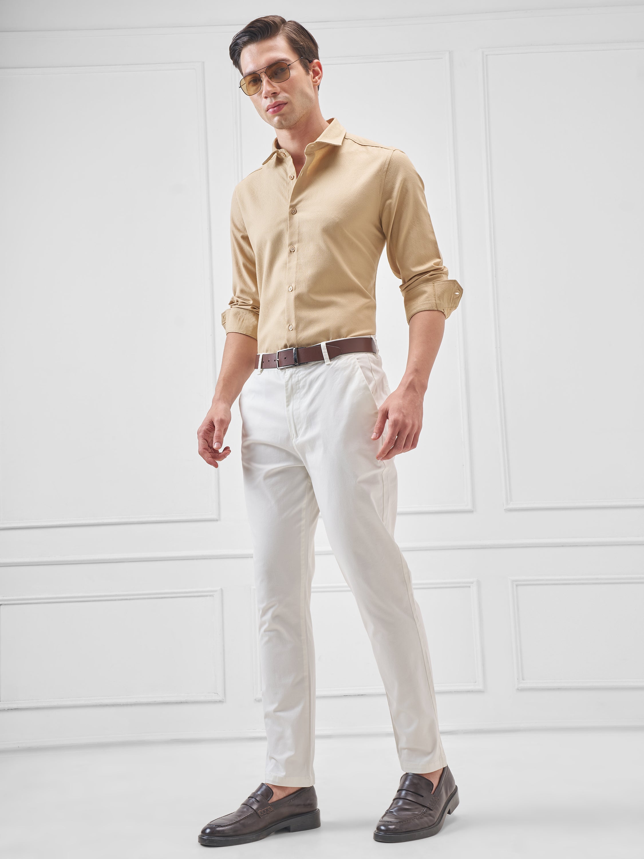 Highlander Men White Slim Fit Solid Regular Trouser - White - Image 2