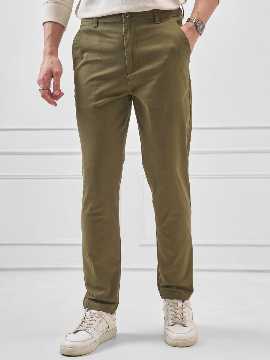 Highlander Men Green Slim Fit Solid Regular Trouser - Green - Image 4