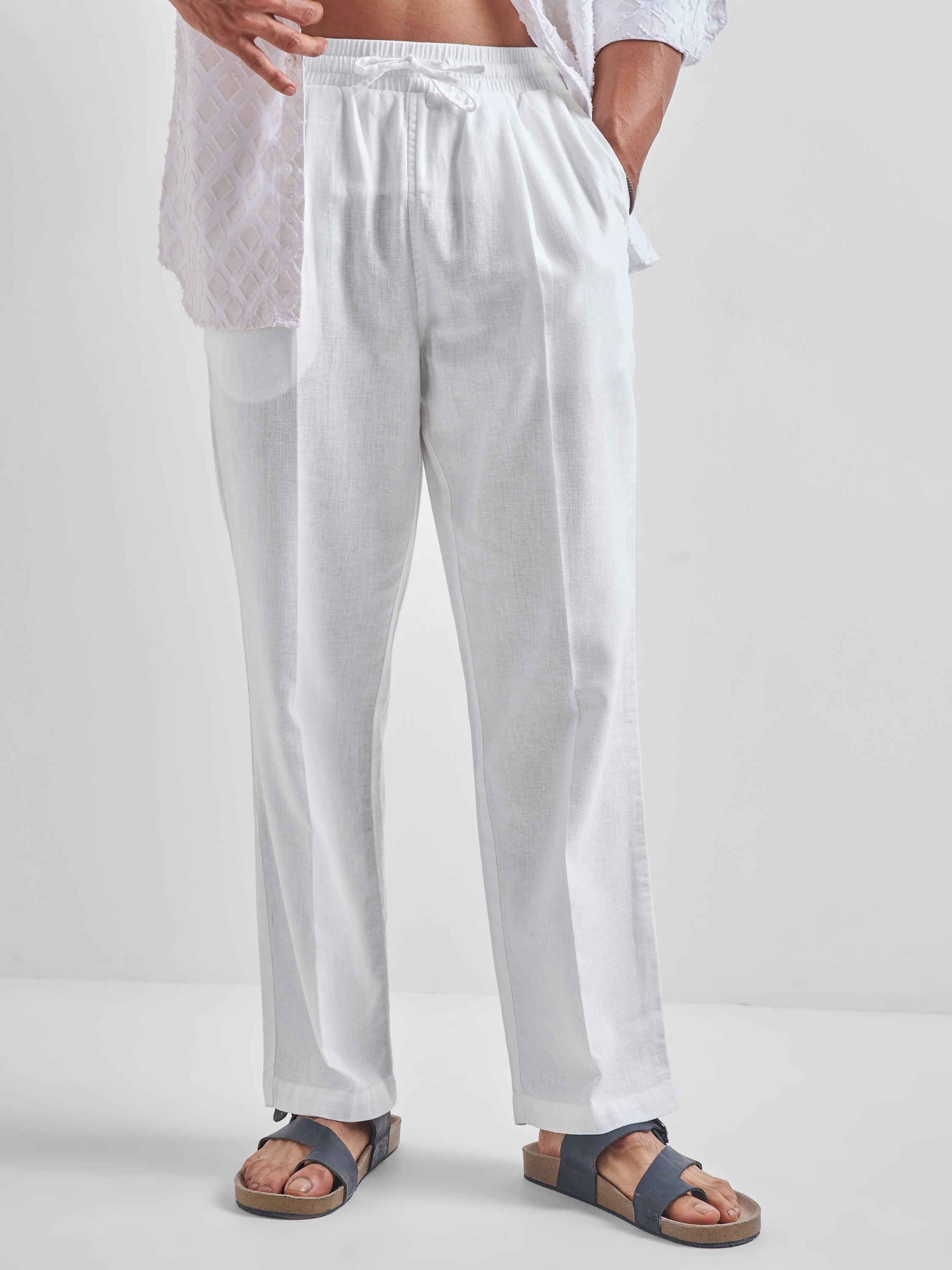 Highlander Men White Relaxed Fit Solid Regular Trousers - White - Image 1