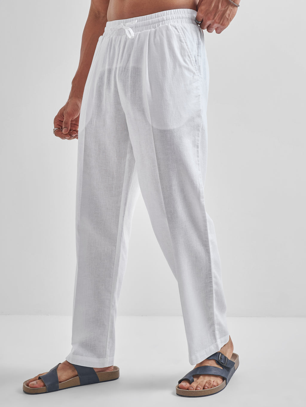 Highlander Men White Relaxed Fit Solid Regular Trousers - White - Image 4