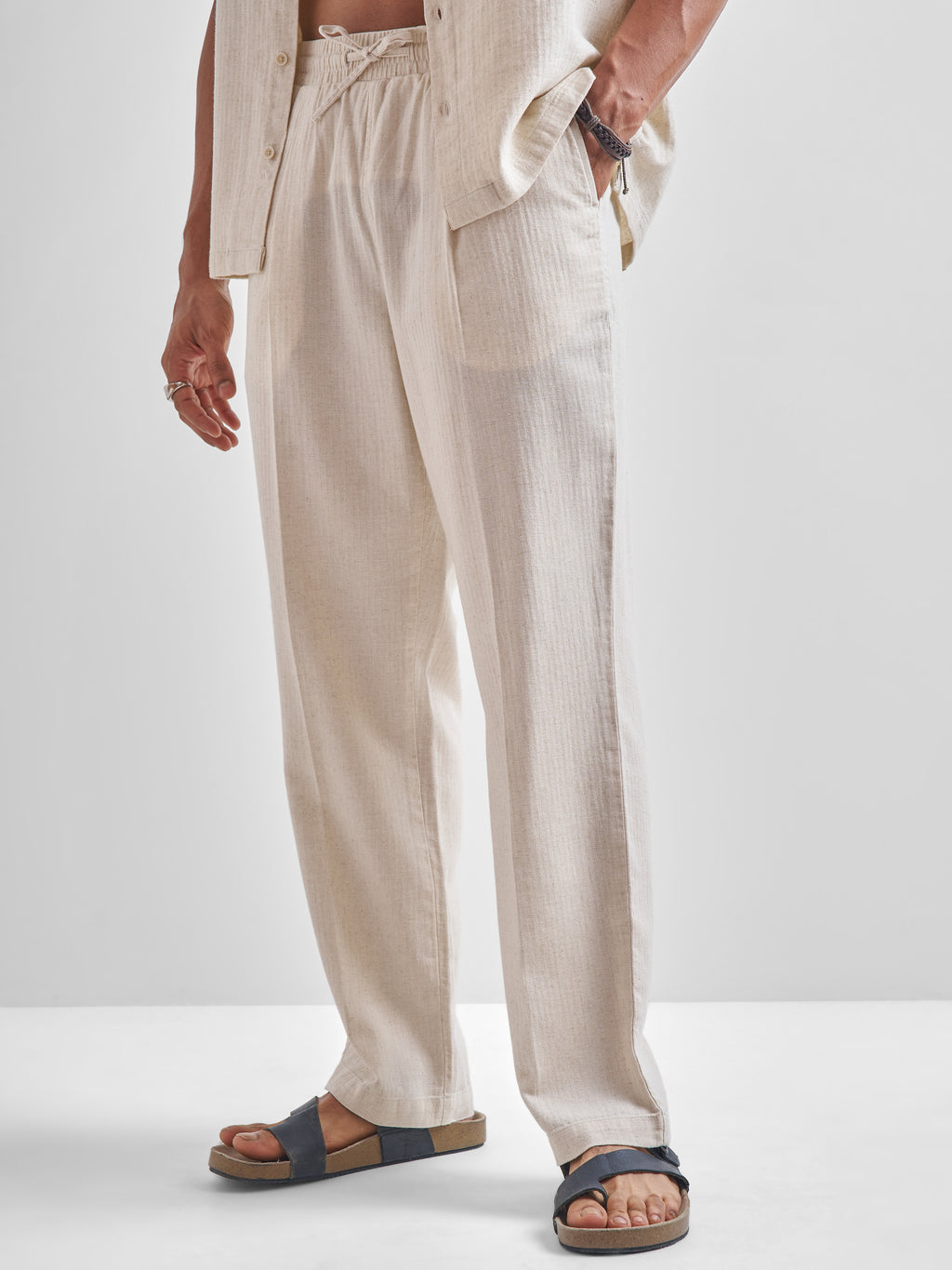 Highlander Men Beige Relaxed Fit Solid Regular Trousers - Beige - Image 1