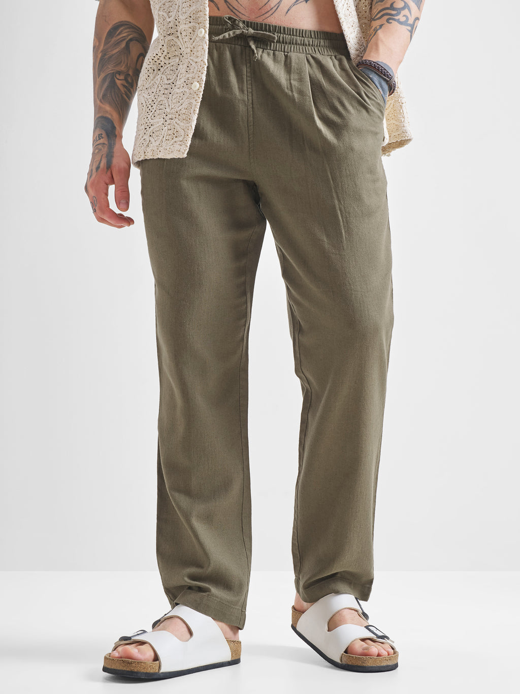 Highlander Men Olive Relaxed Fit Solid Casual Trouser - Olive - Image 1
