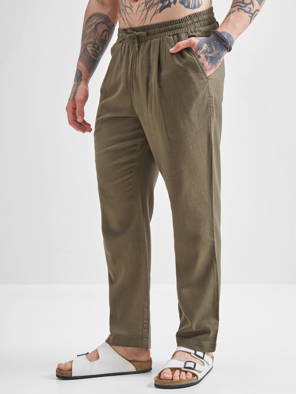 Highlander Men Olive Relaxed Fit Solid Casual Trouser - Olive - Image 4