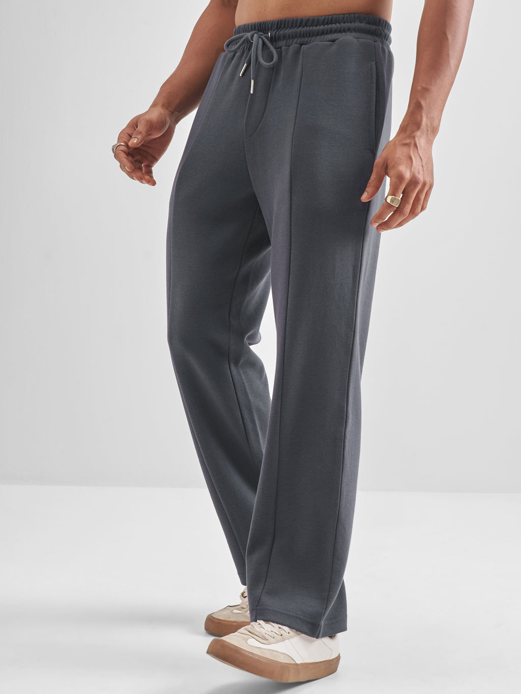 Highlander Men Grey Relaxed Fit Solid Regular Trouser - Grey - Image 4