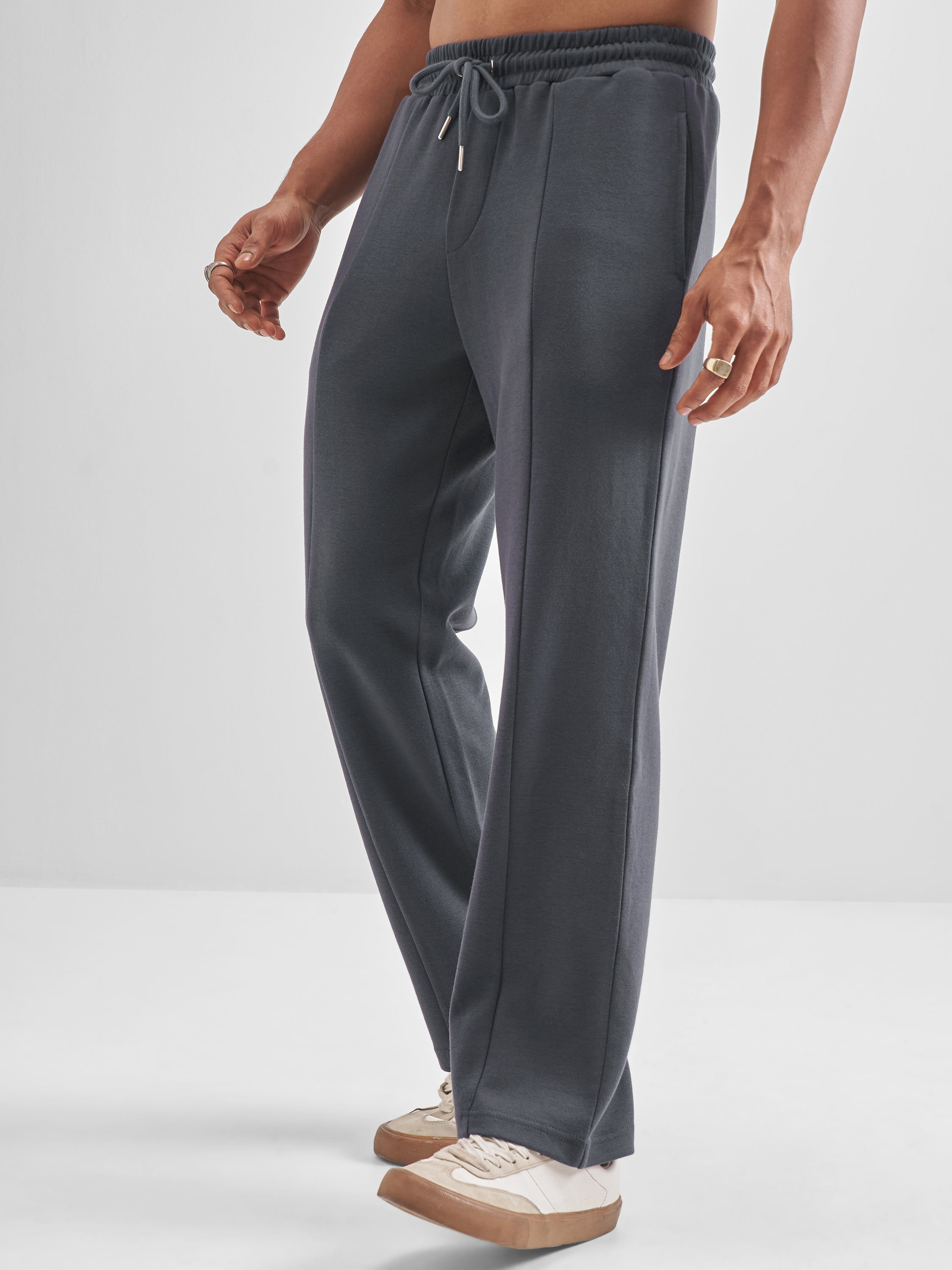 Highlander Men Grey Relaxed Fit Solid Regular Trouser - Grey - Image 4