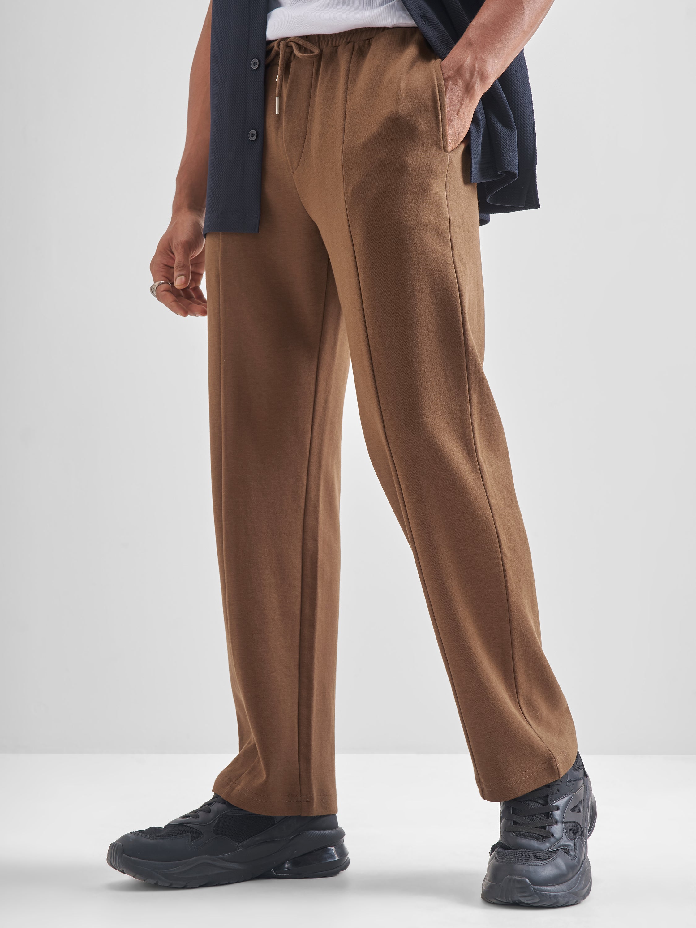 Highlander Men Brown Relaxed Fit Solid Regular Trouser - Brown - Image 4