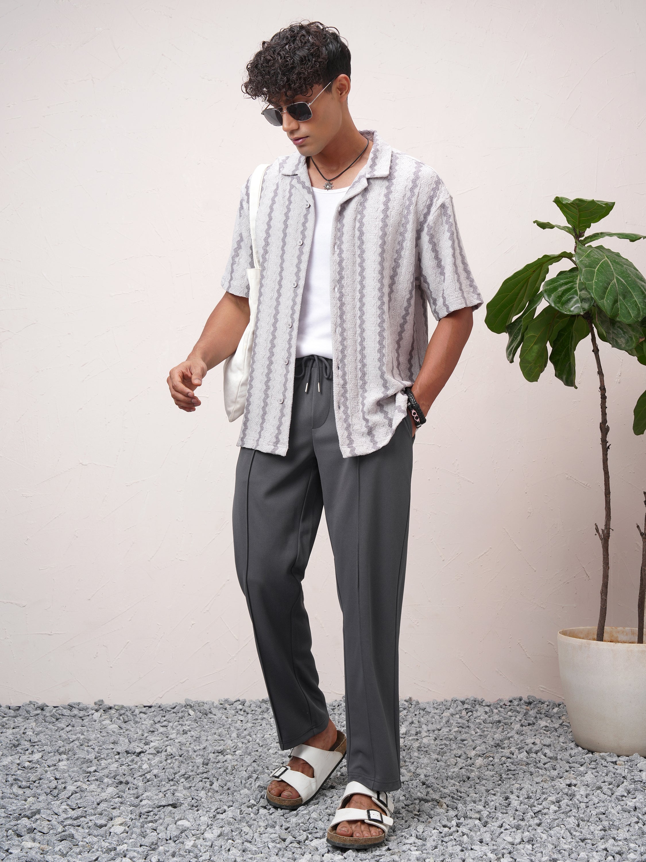 Highlander Men Grey Relaxed Fit Solid Regular Trouser - Grey - Image 2