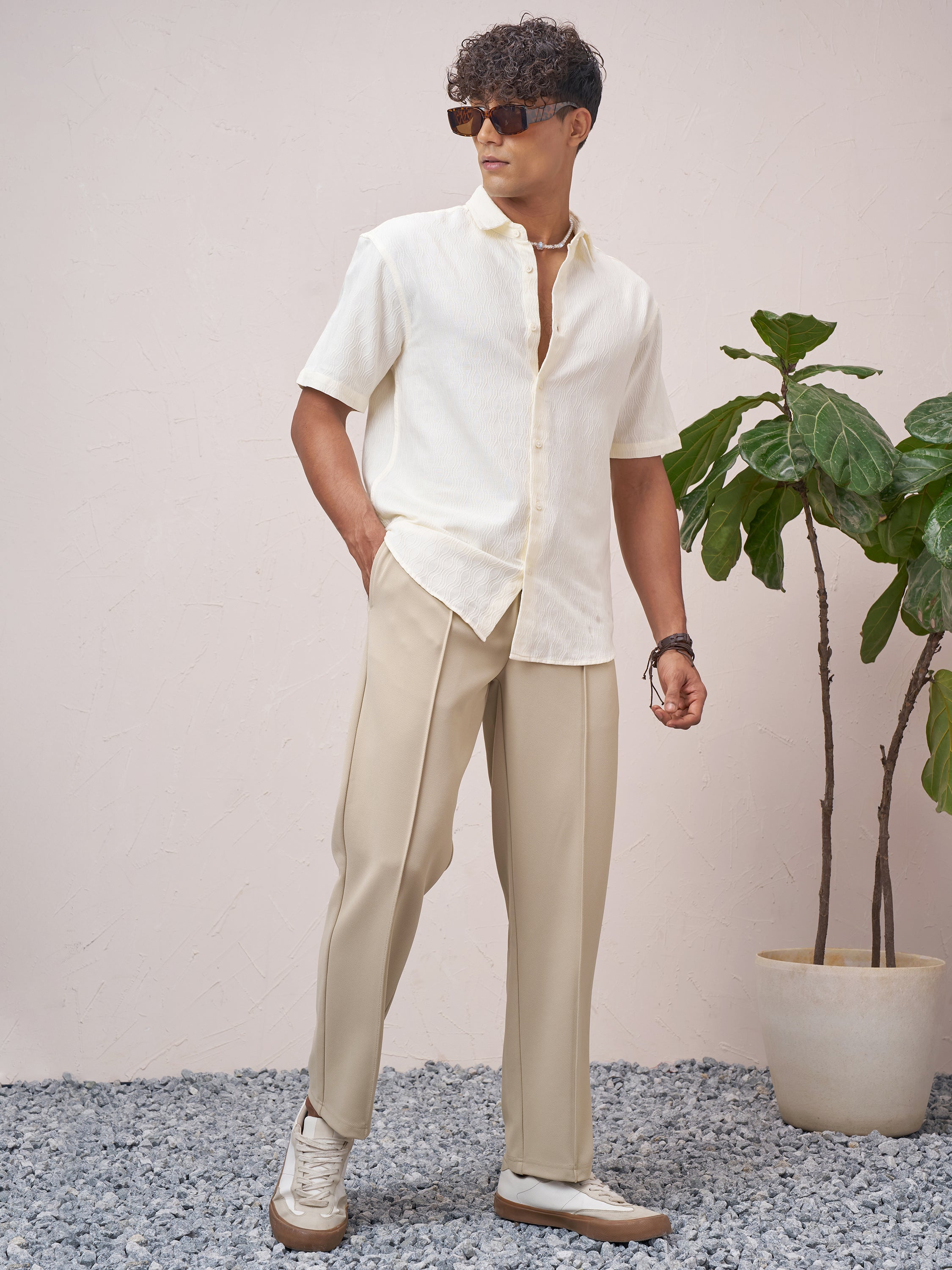 Highlander Men Beige Relaxed Fit Solid Regular Trouser - Beige - Image 2