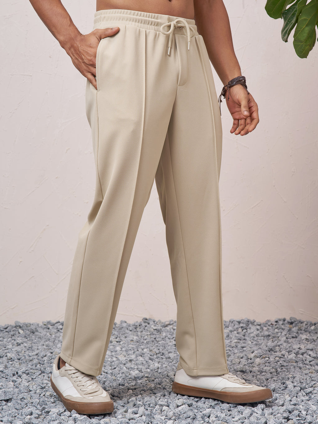 Highlander Men Beige Relaxed Fit Solid Regular Trouser - Beige - Image 6