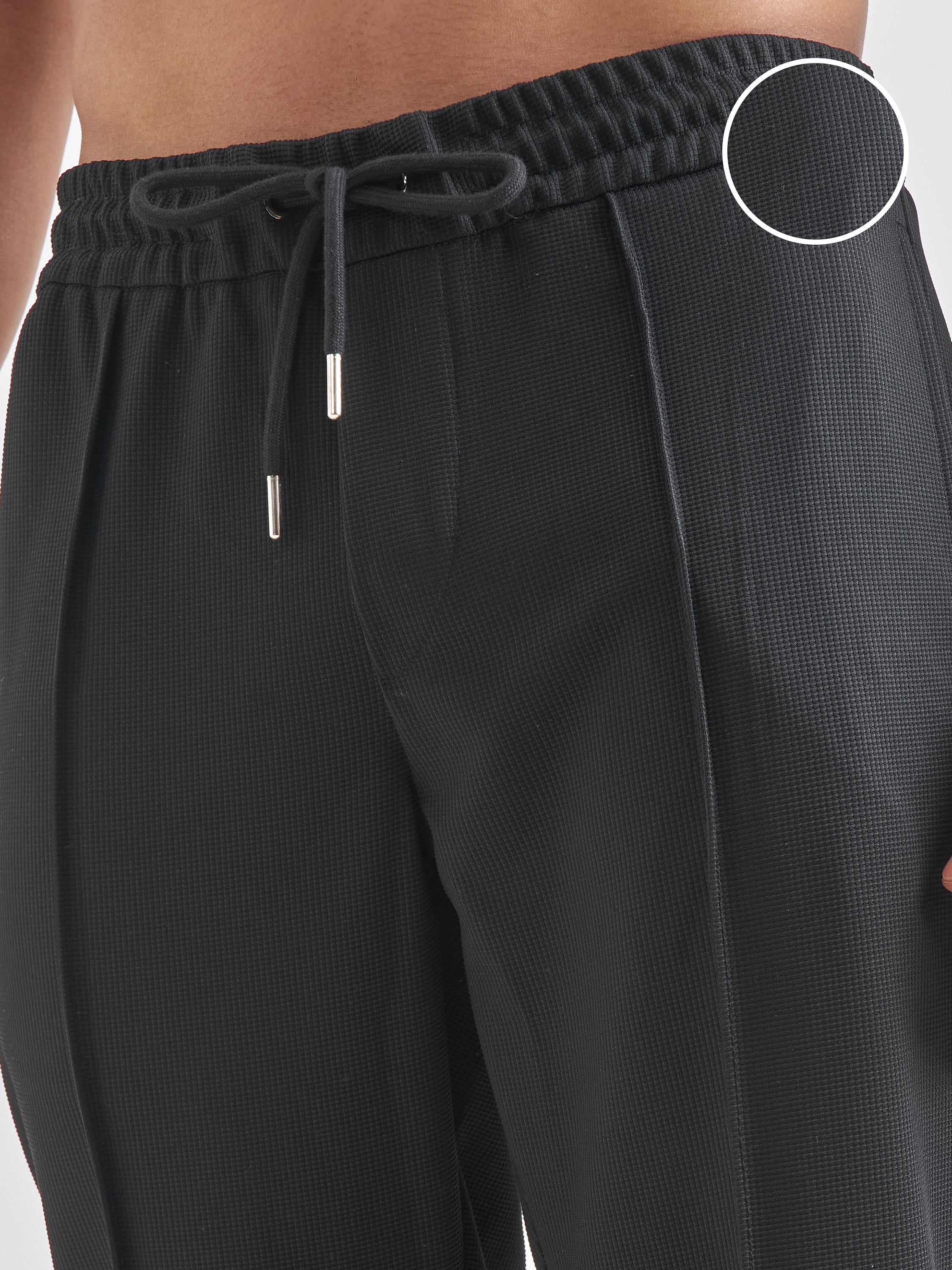 Highlander Men Black Relaxed Fit Solid Regular Trouser - Black - Image 5