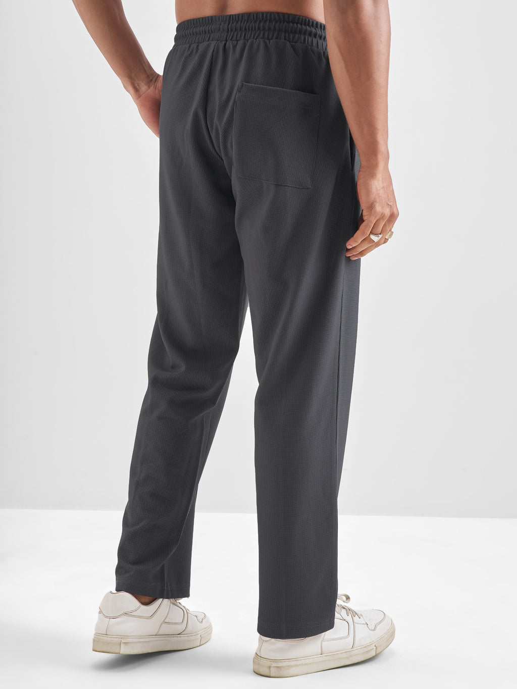 Highlander Men Grey Solid Regular Trouser - Grey - Image 3