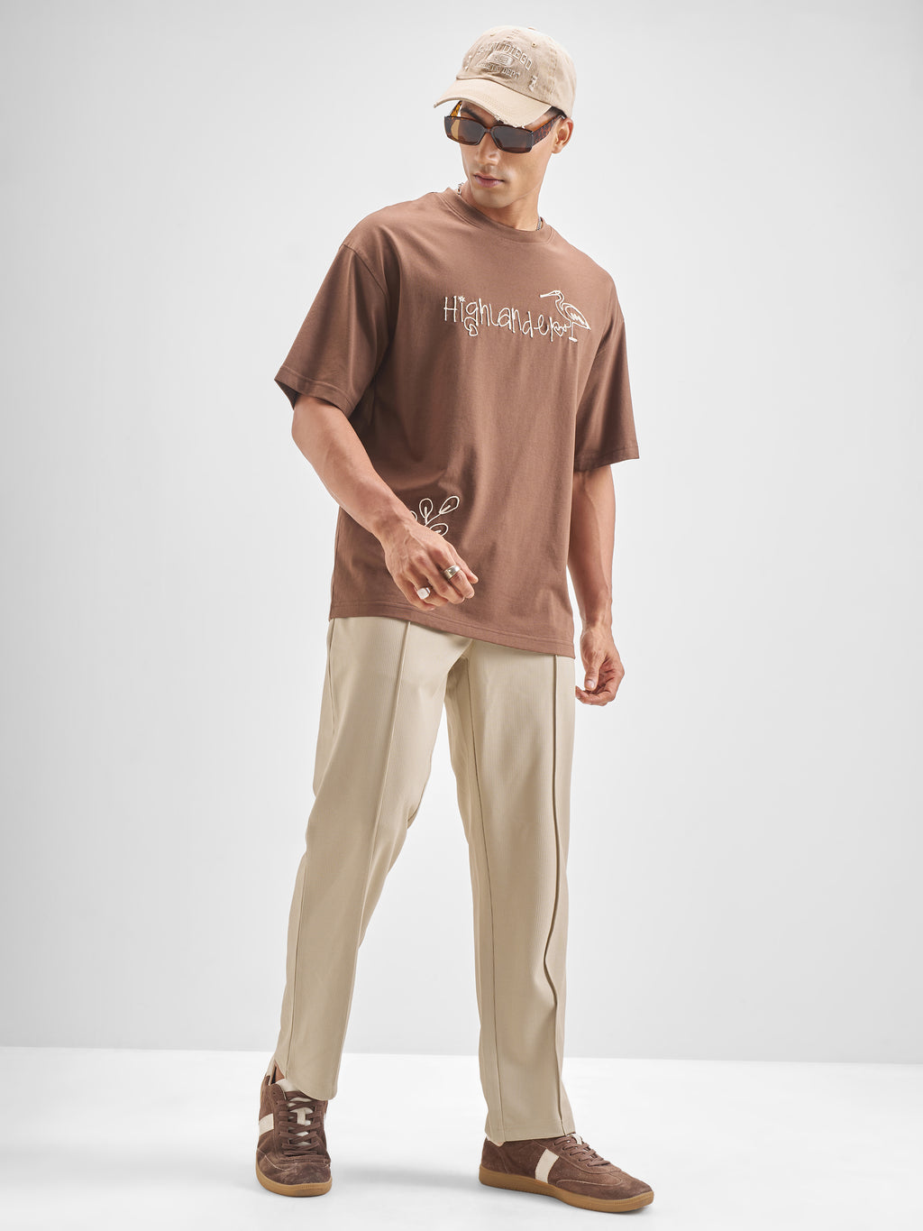 Highlander Men Beige Solid Regular Trouser - Beige - Image 2