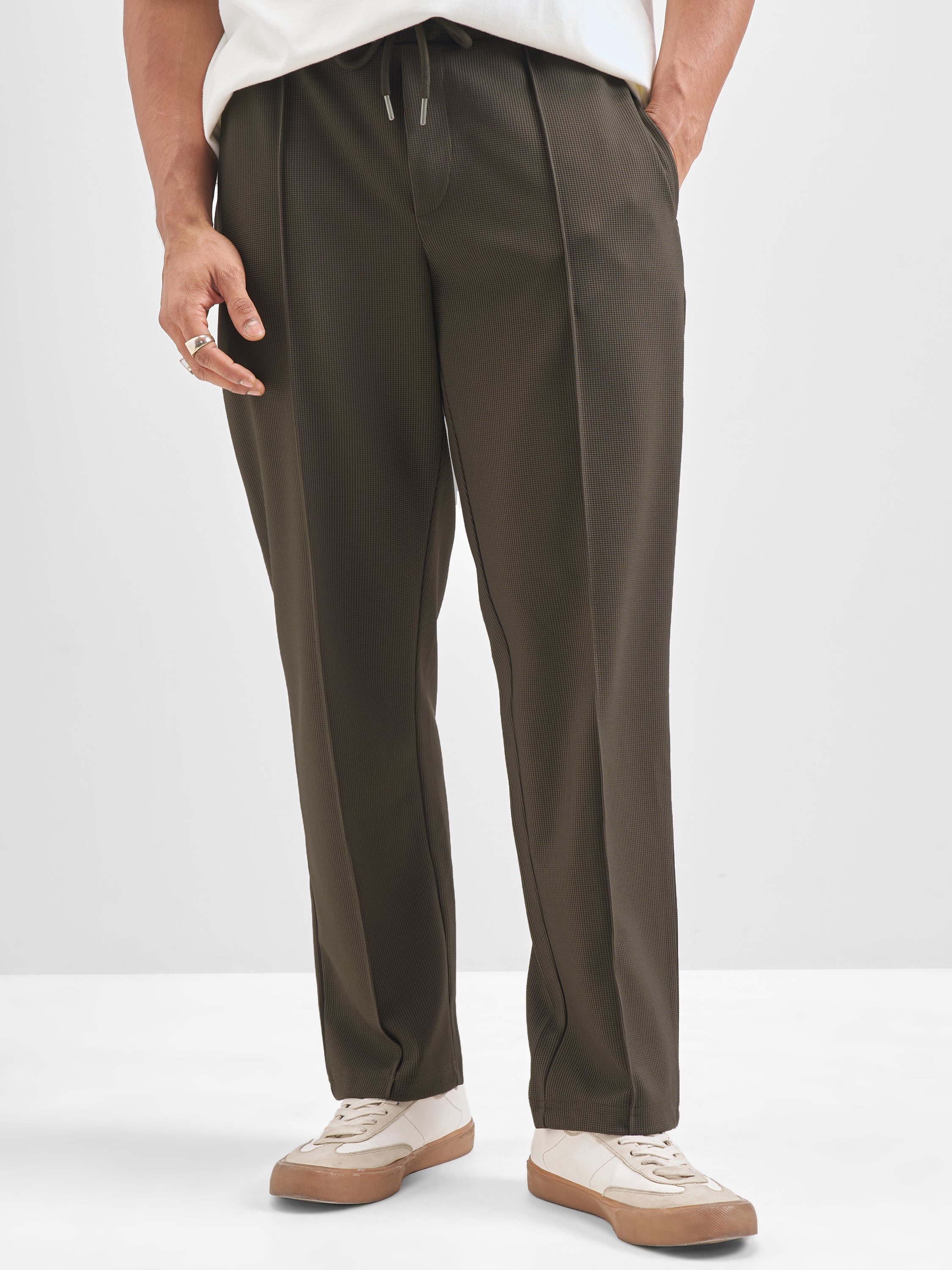 Highlander Men Olive Solid Regular Trouser - Olive - Image 1